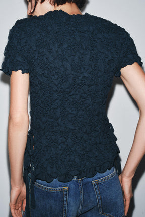 TEXTURED SHORT SLEEVE JUMPER WITH BOWS - Image 3
