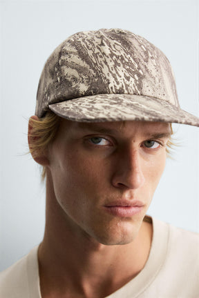 ABSTRACT PRINT CAP - Image 4