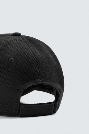 CONTRAST EMBROIDERY CAP - Image 4