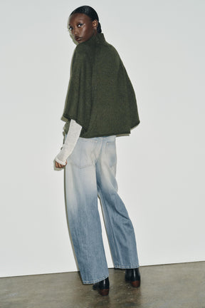 STRICKPULLOVER MIT WEITEN ÄRMELN