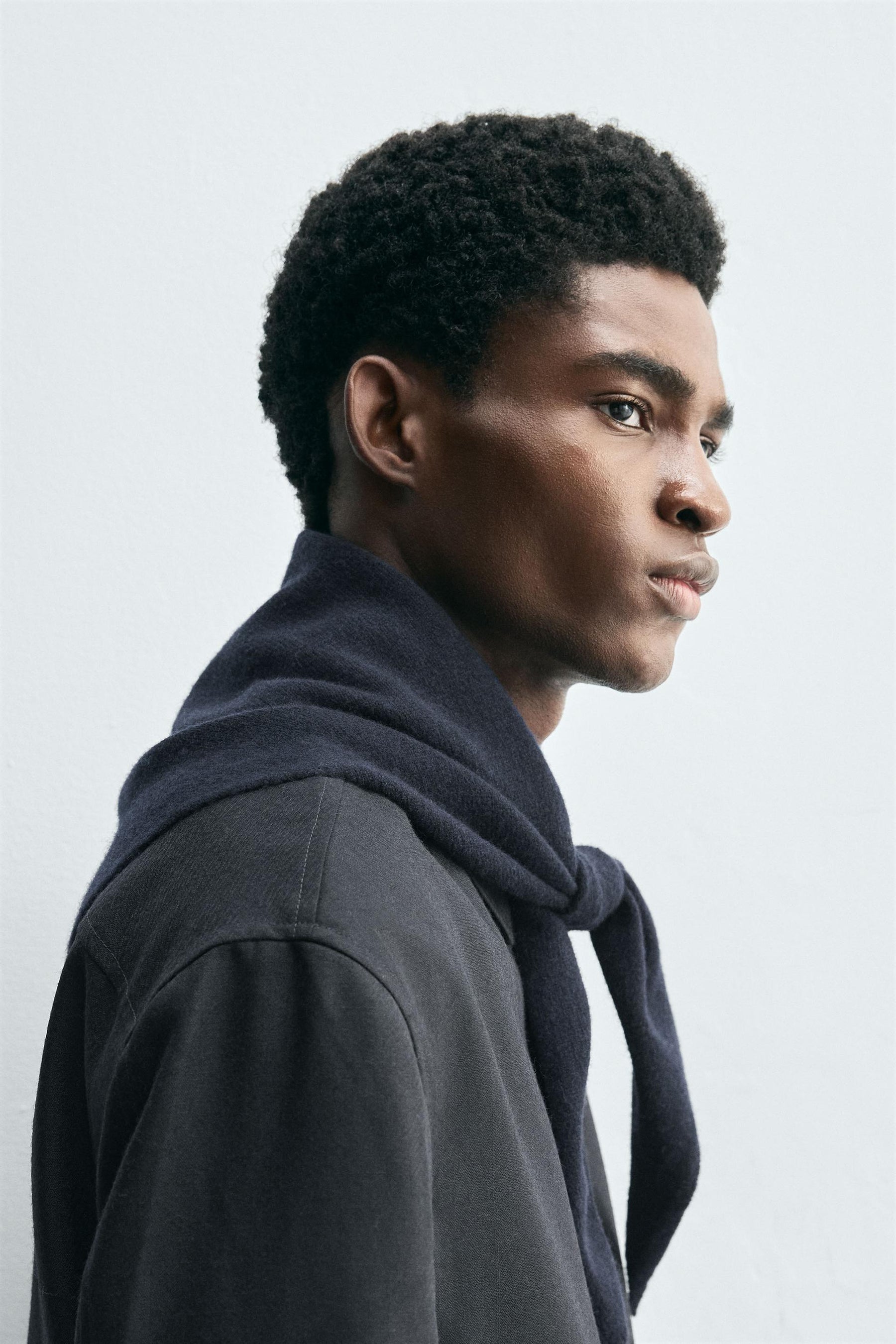 KNITTED WOOL BANDANA - Image 2