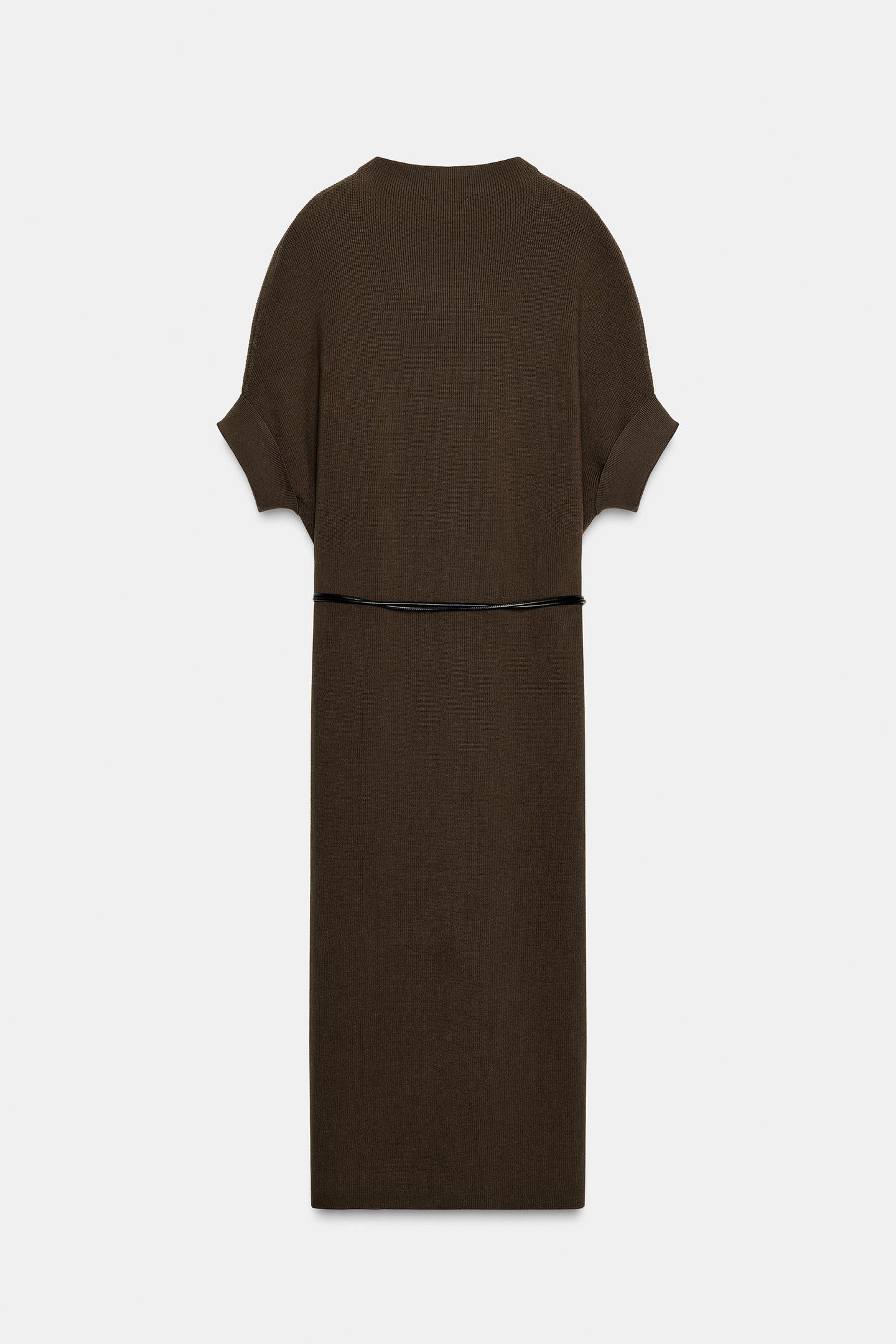 Strickkleid mit Gürtel 