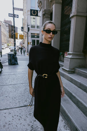 Strickkleid mit Gürtel 