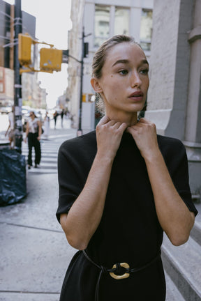 Strickkleid mit Gürtel 