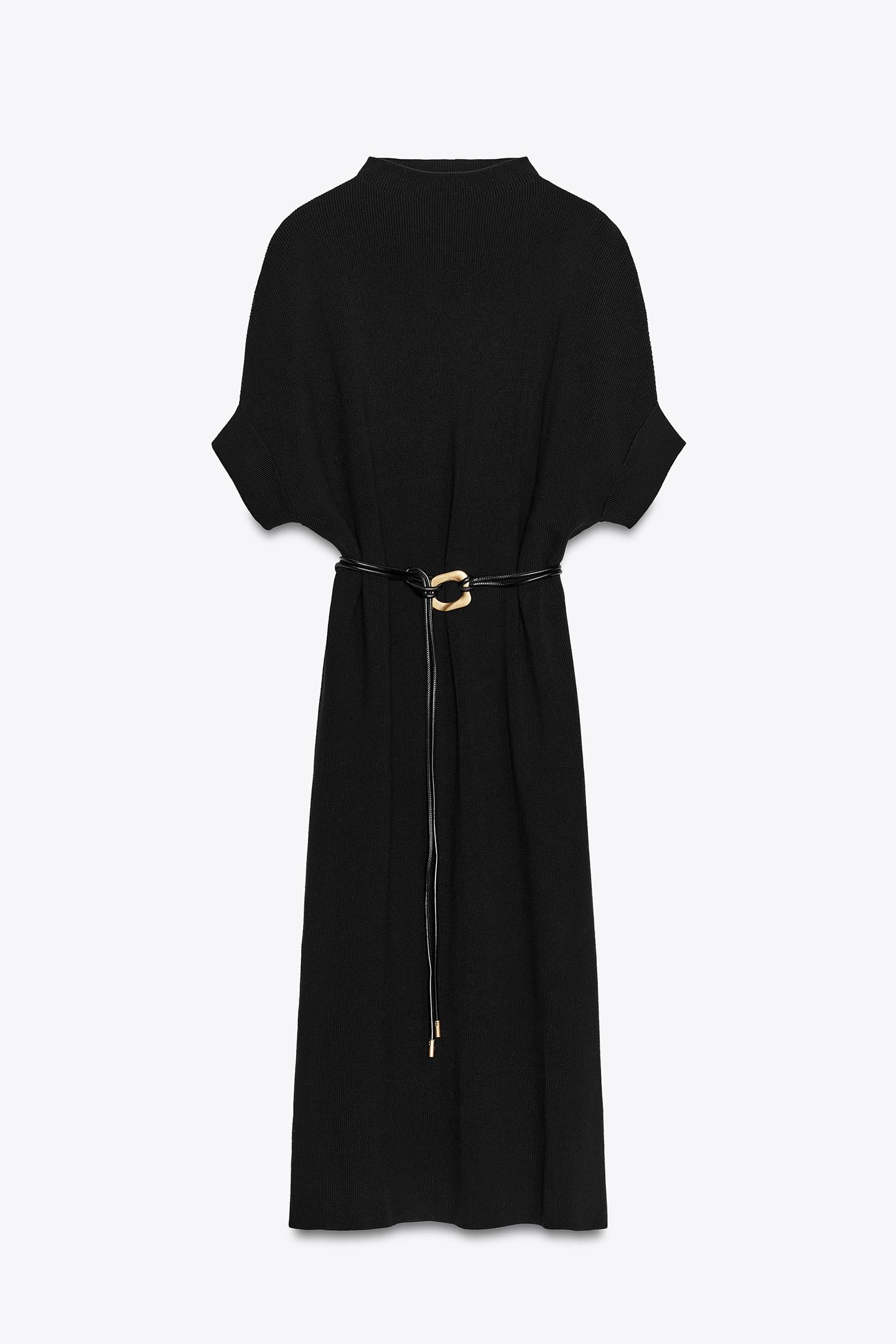 Strickkleid mit Gürtel 