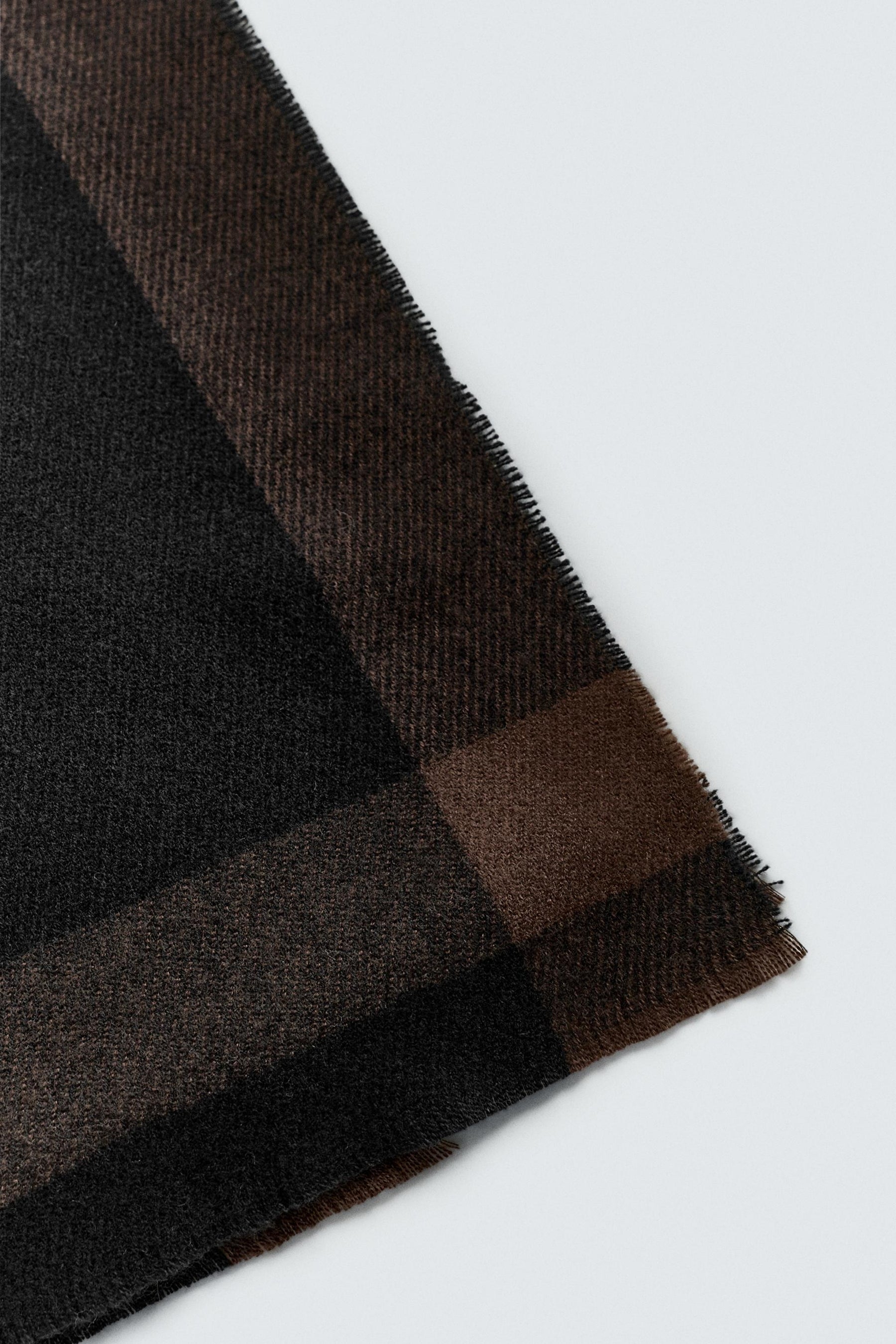 CONTRAST FINISH SCARF - Image 5