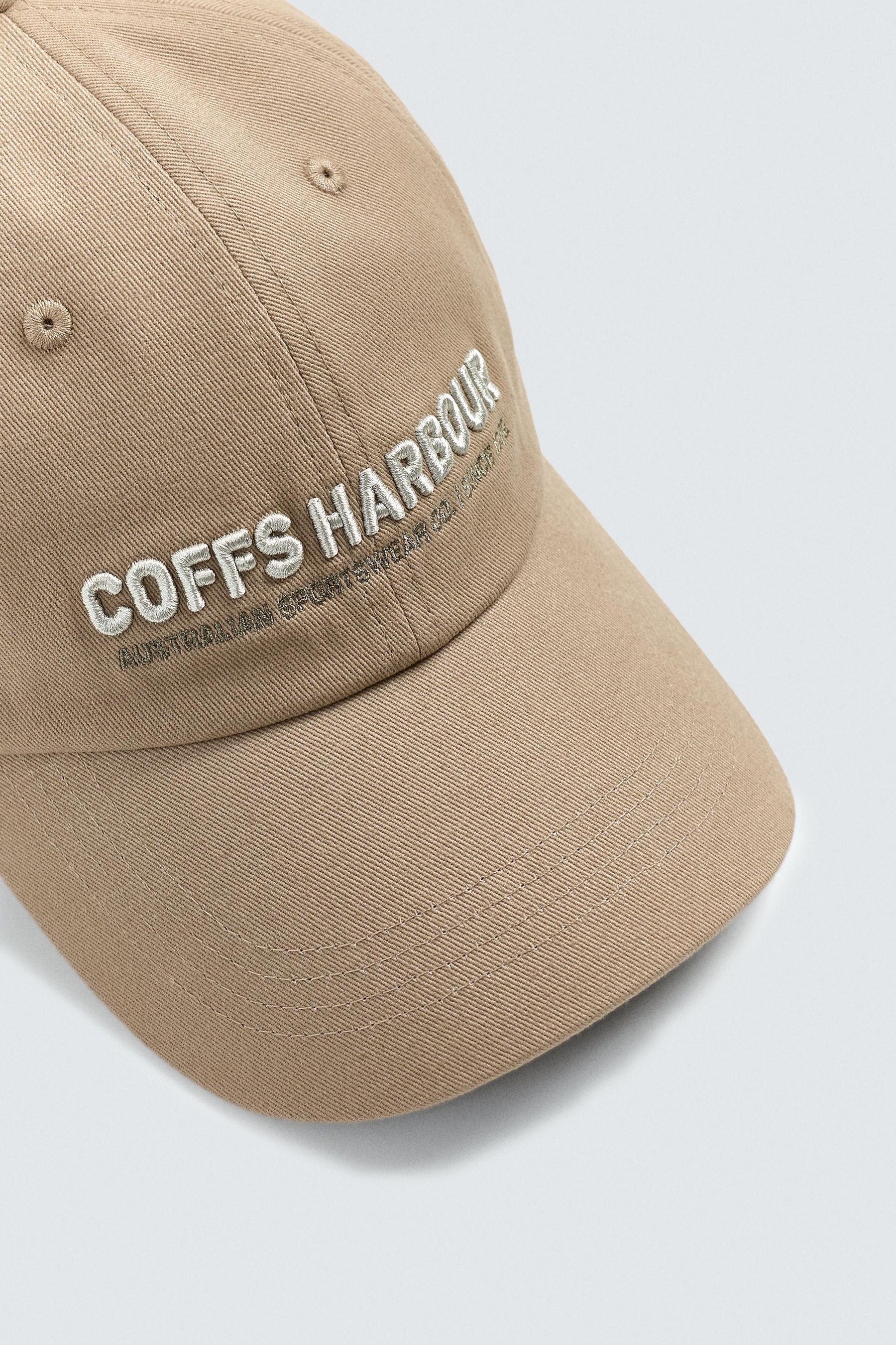 CAP WITH EMBROIDERED TEXT - Image 3