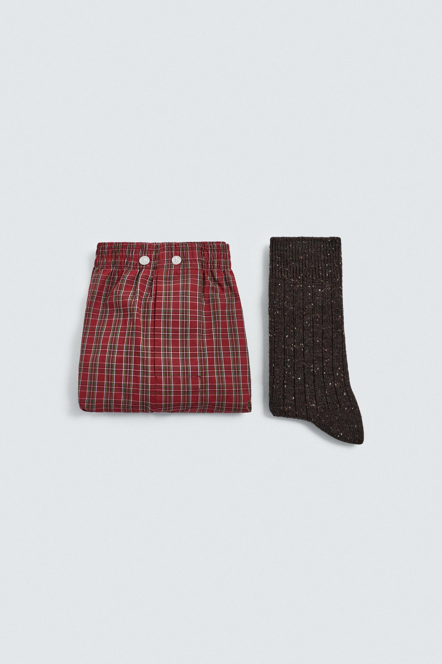 PACK OF BOXER SHORTS + SOCKS - Image 2