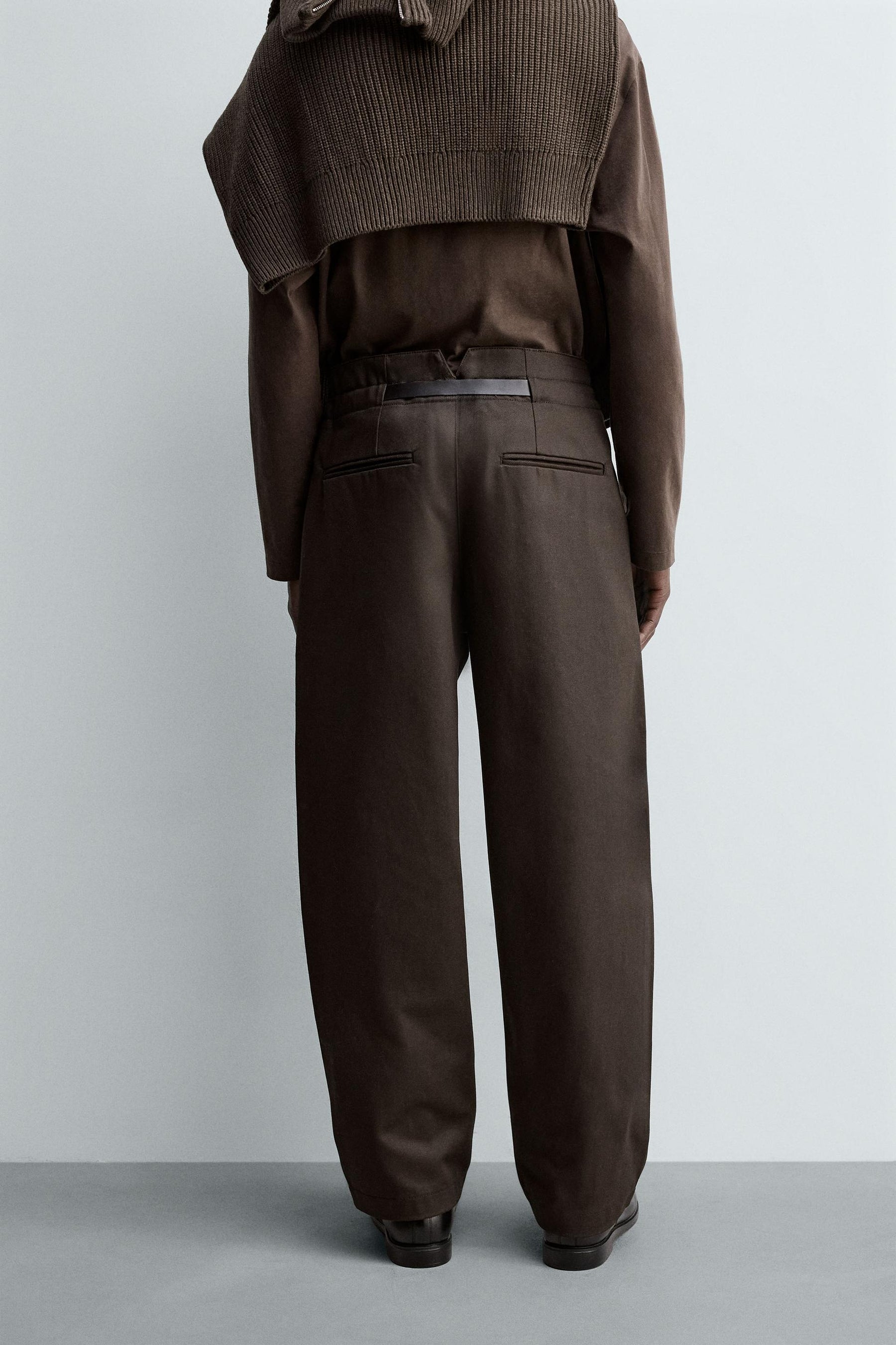 PLEATED TROUSERS WITH BELT - Image 3
