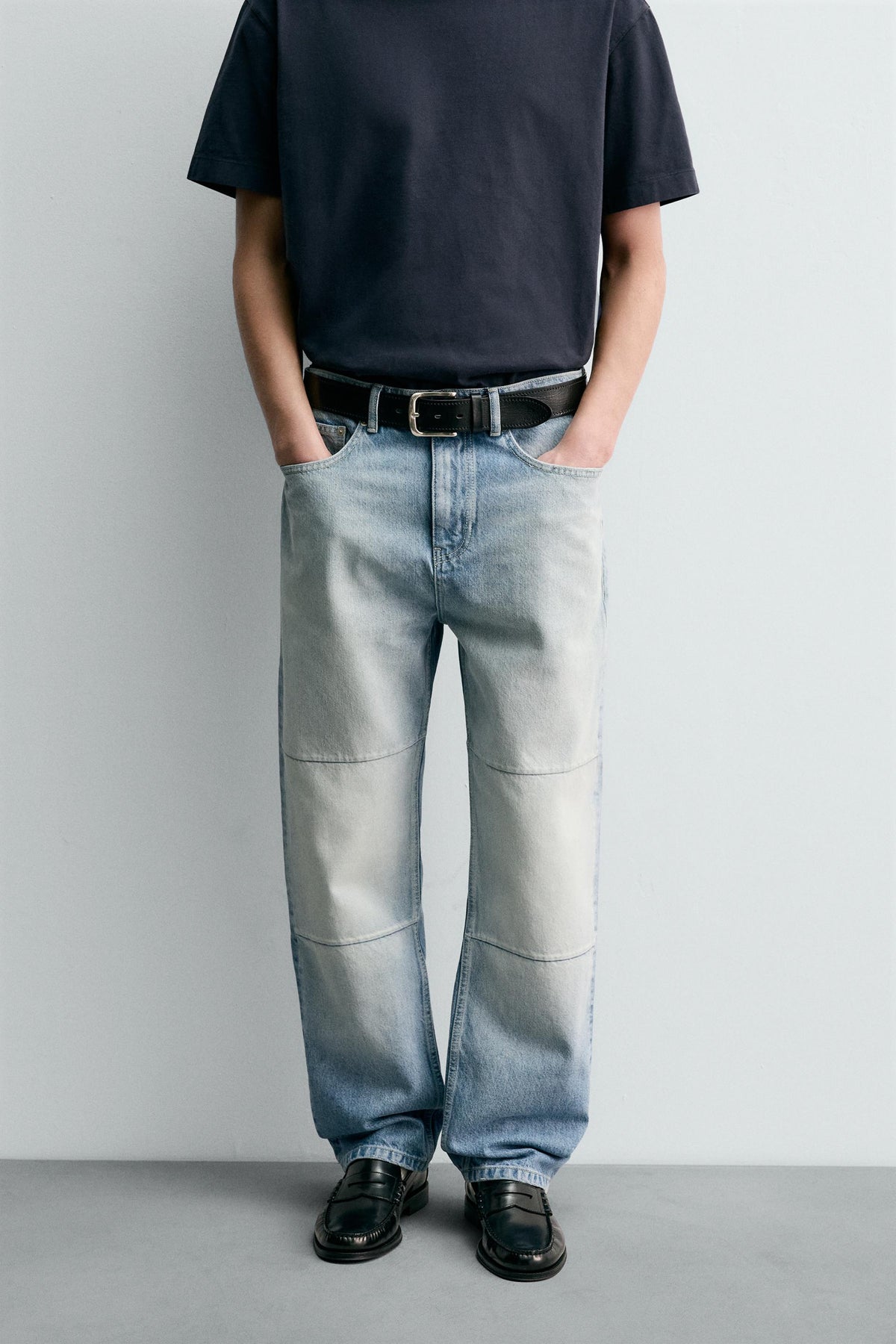 STRAIGHT-LEG JEANS WITH SEAMS - Image 2