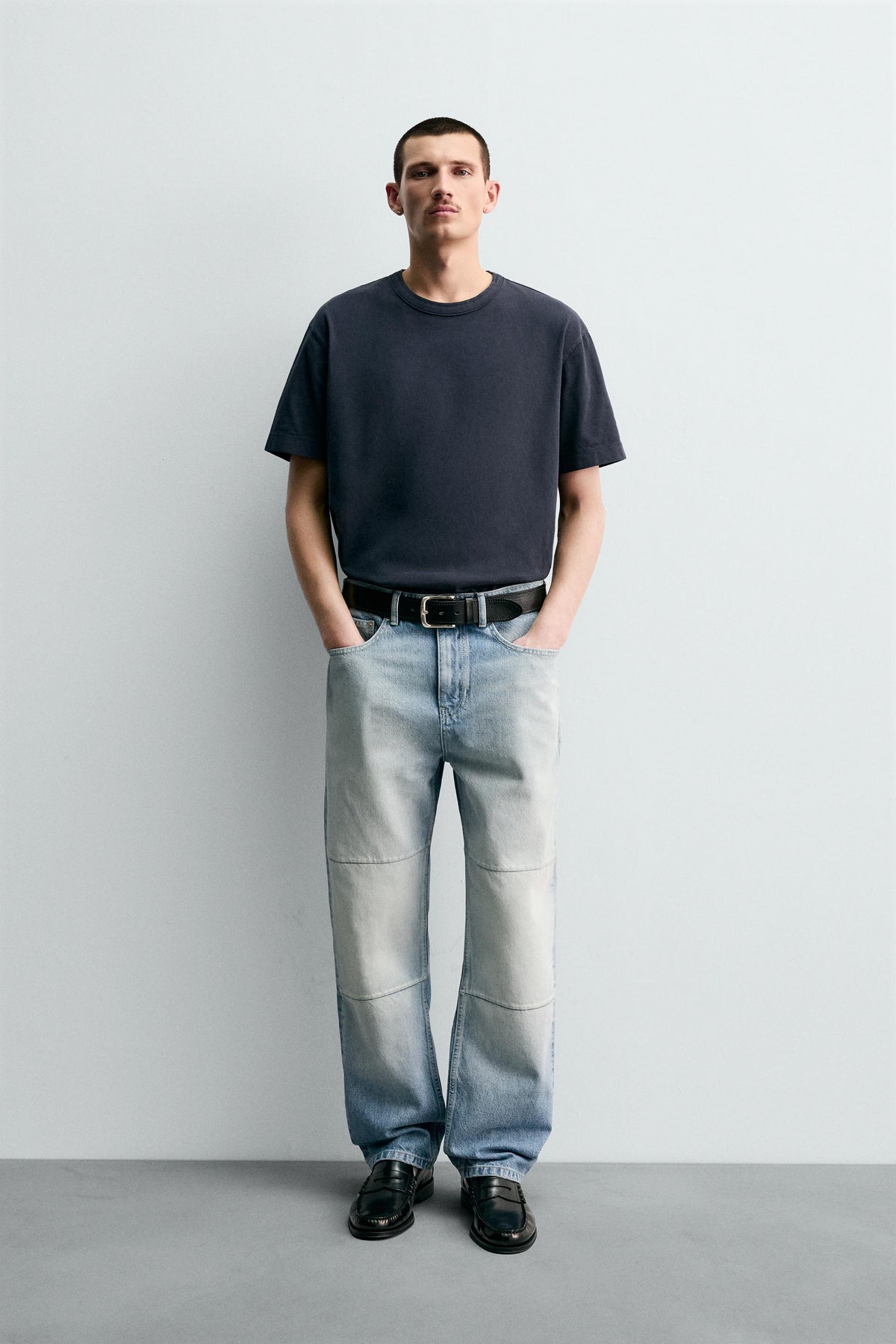 STRAIGHT-LEG JEANS WITH SEAMS - Image 1