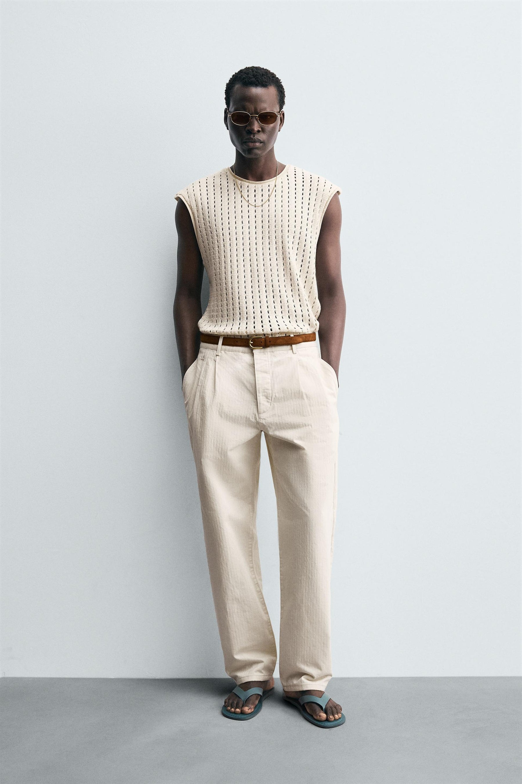 SLEEVELESS KNIT T-SHIRT - Image 1