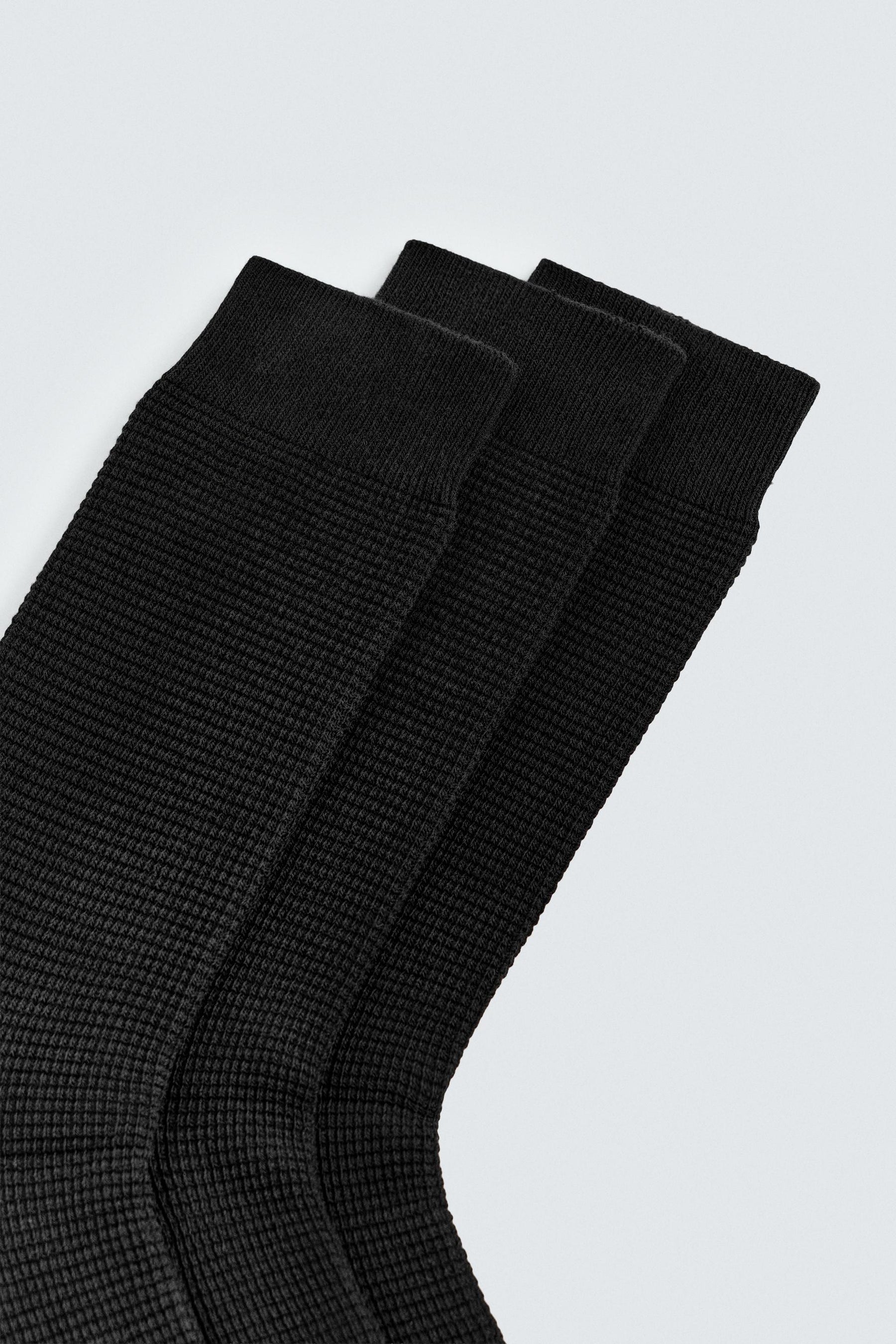 3-PACK OF WAFFLE-KNIT SOCKS - Image 3