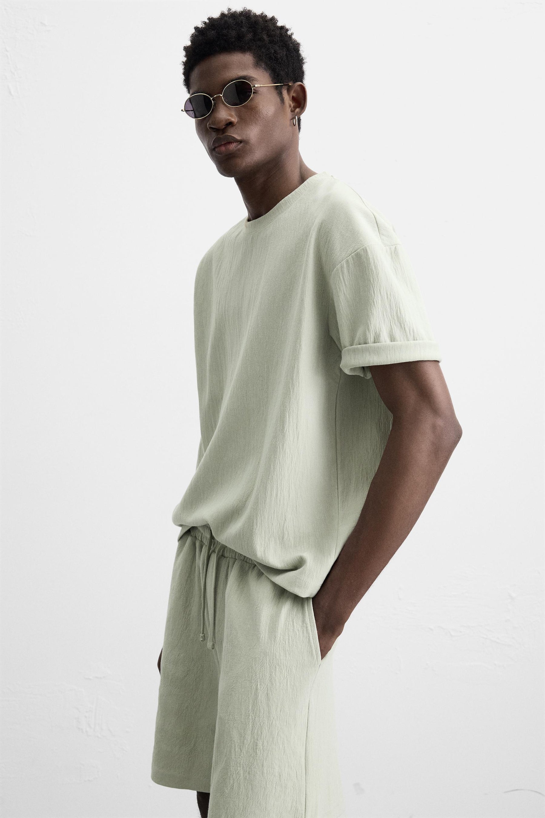 TEXTURED RELAXED FIT T-SHIRT - Image 6
