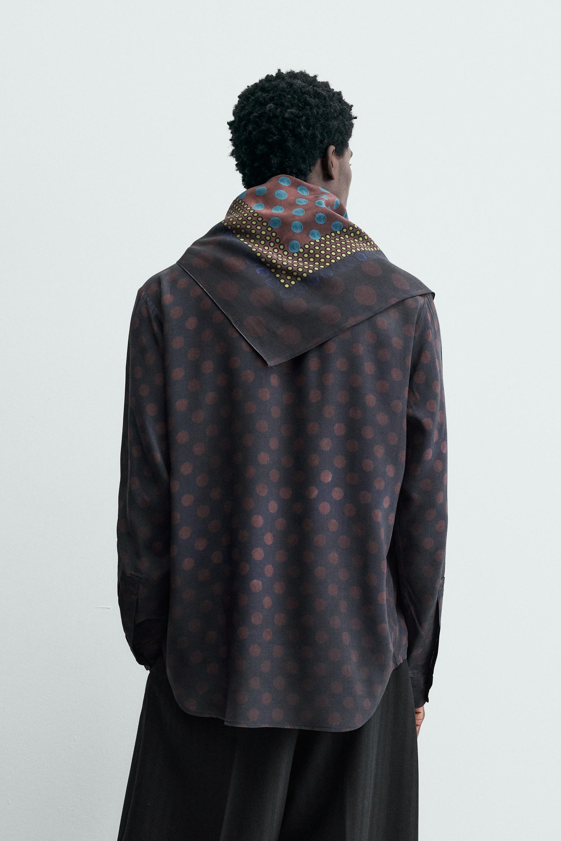 LIMITED EDITION POLKA DOT SCARF FLOWING SHIRT - Image 3