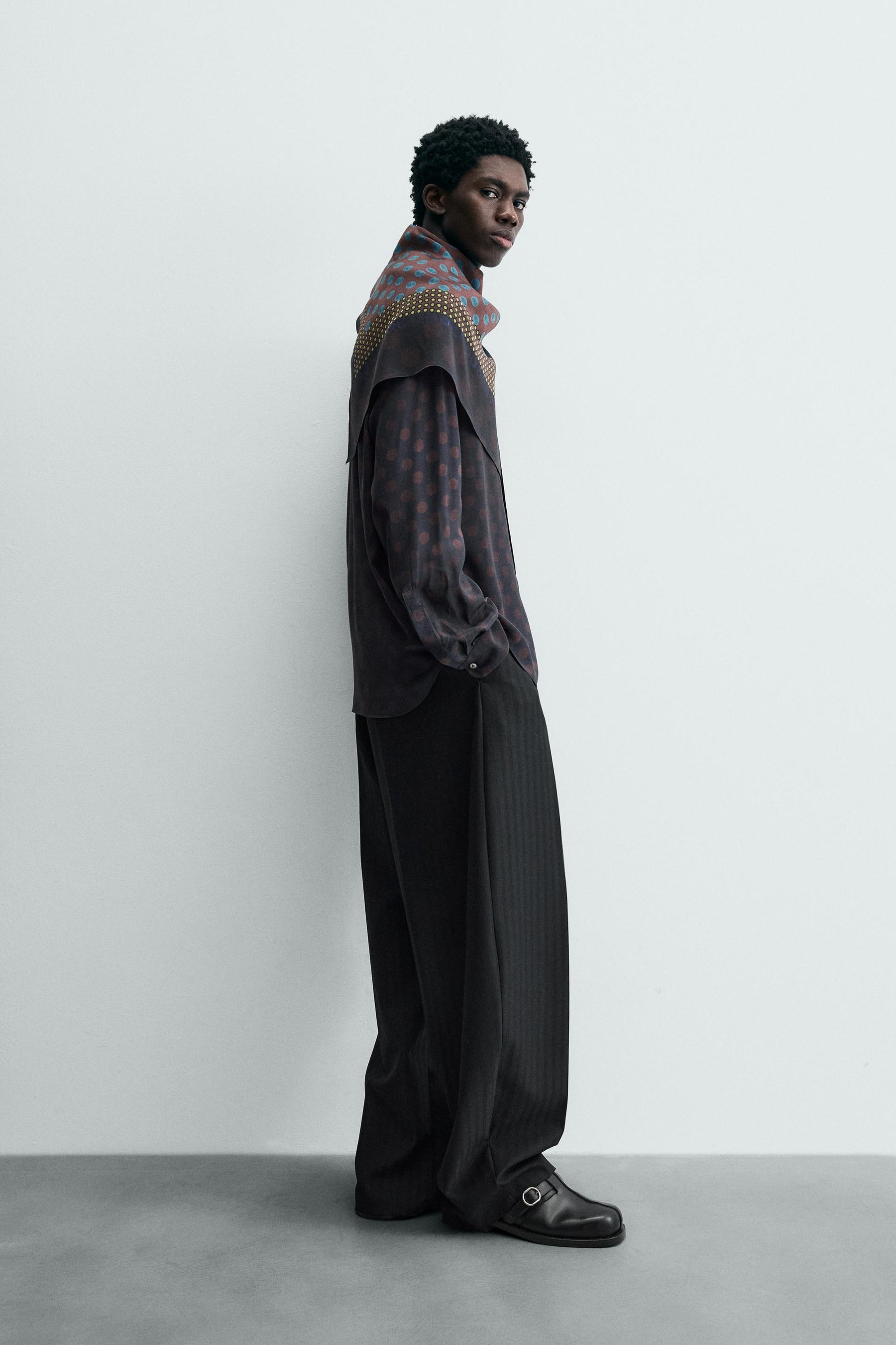 LIMITED EDITION POLKA DOT SCARF FLOWING SHIRT - Image 4