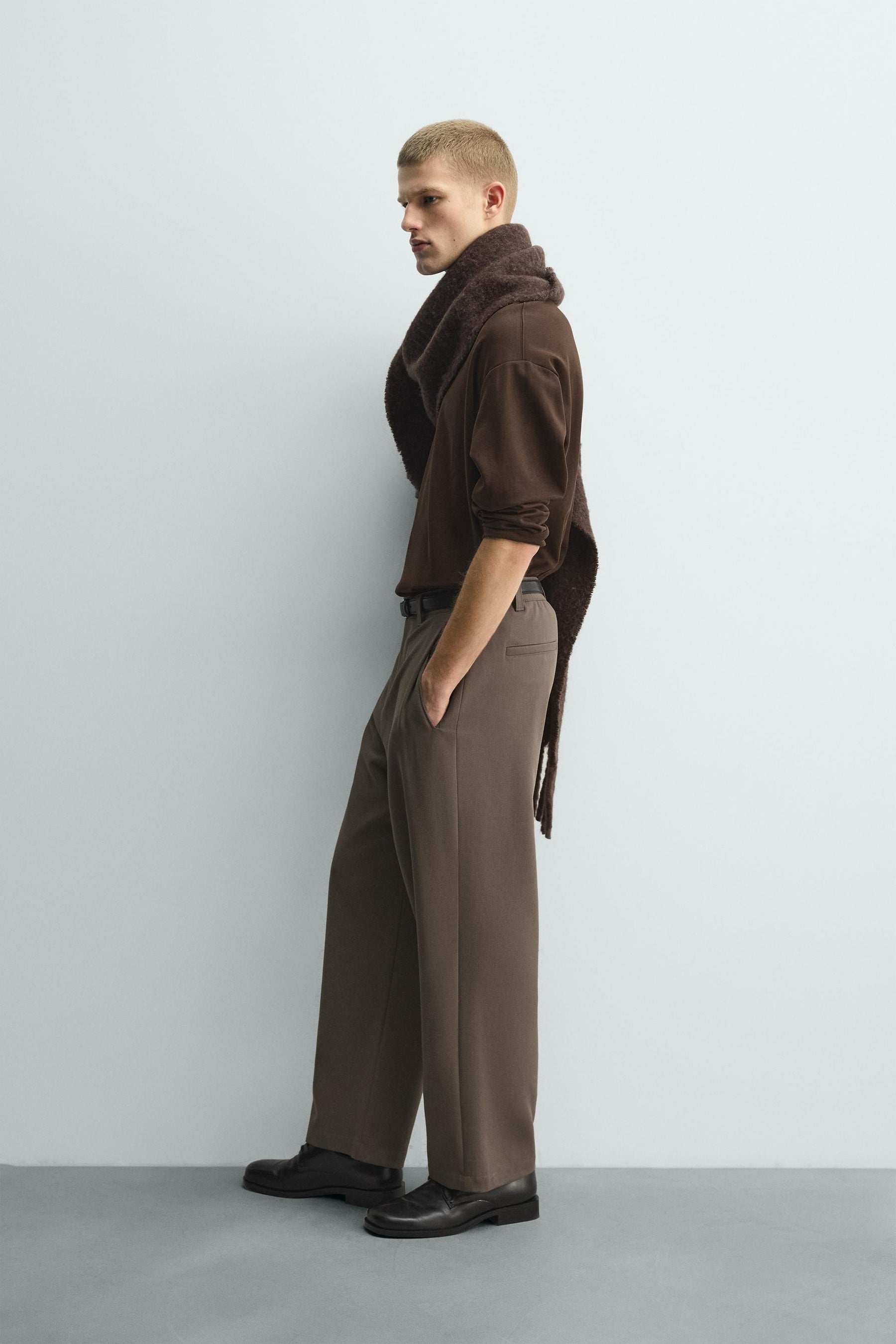 PLEATED RELAXED FIT TROUSERS - Image 4
