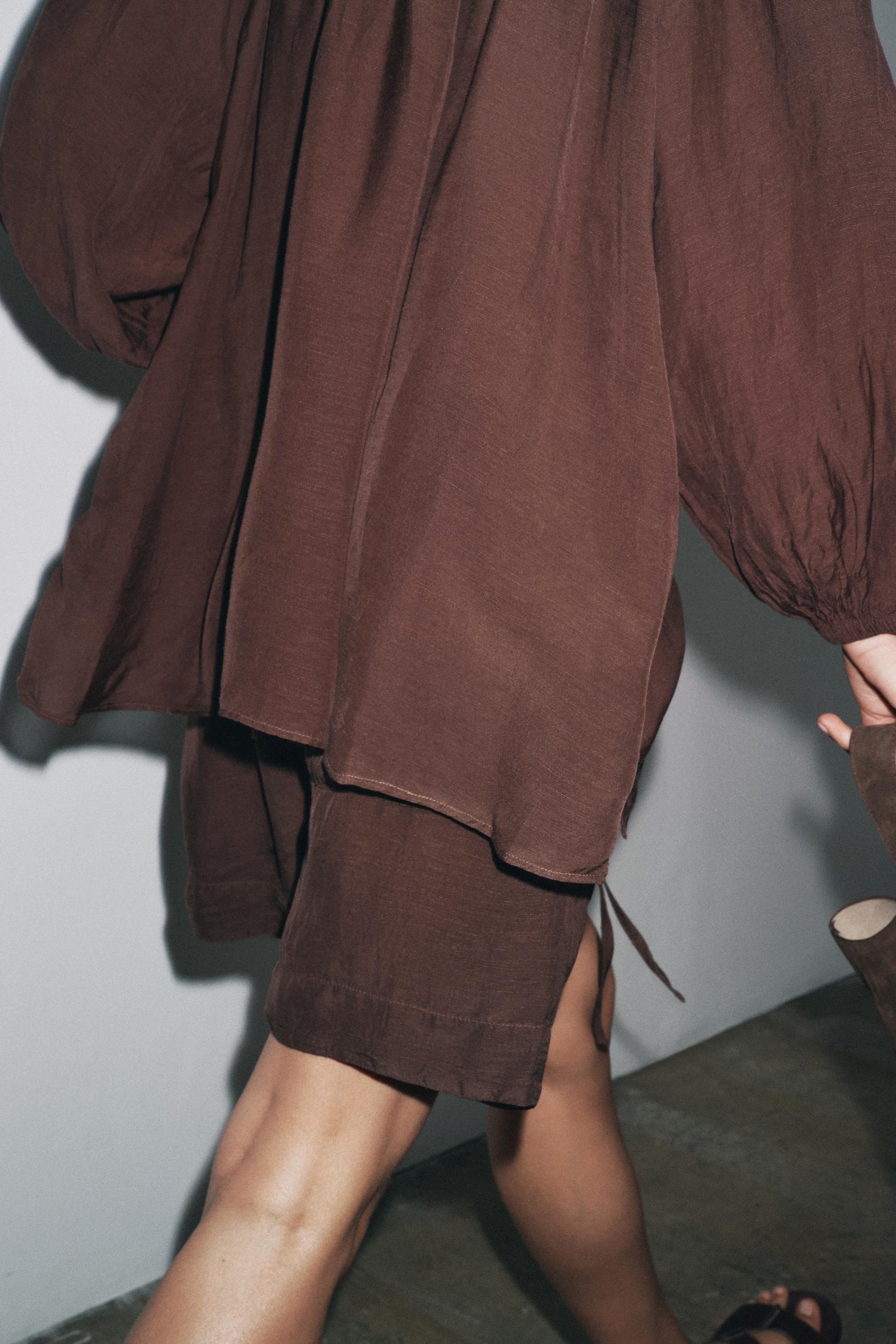 Modisches schulterfreies Top