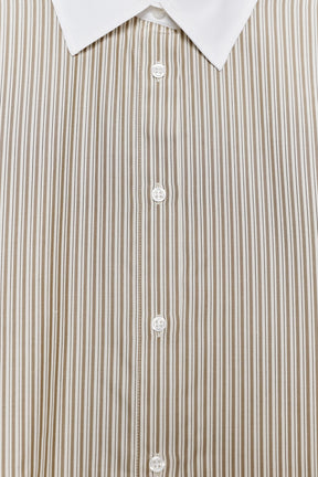 Hemd mit Kontraststreifen