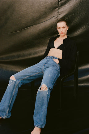 Weitbeinige Jeans mit mittelhohem Bund