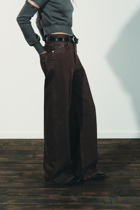 High-Waist-Jeans mit weitem Bein