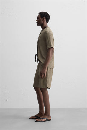 IRREGULAR TEXTURE T-SHIRT - Image 4