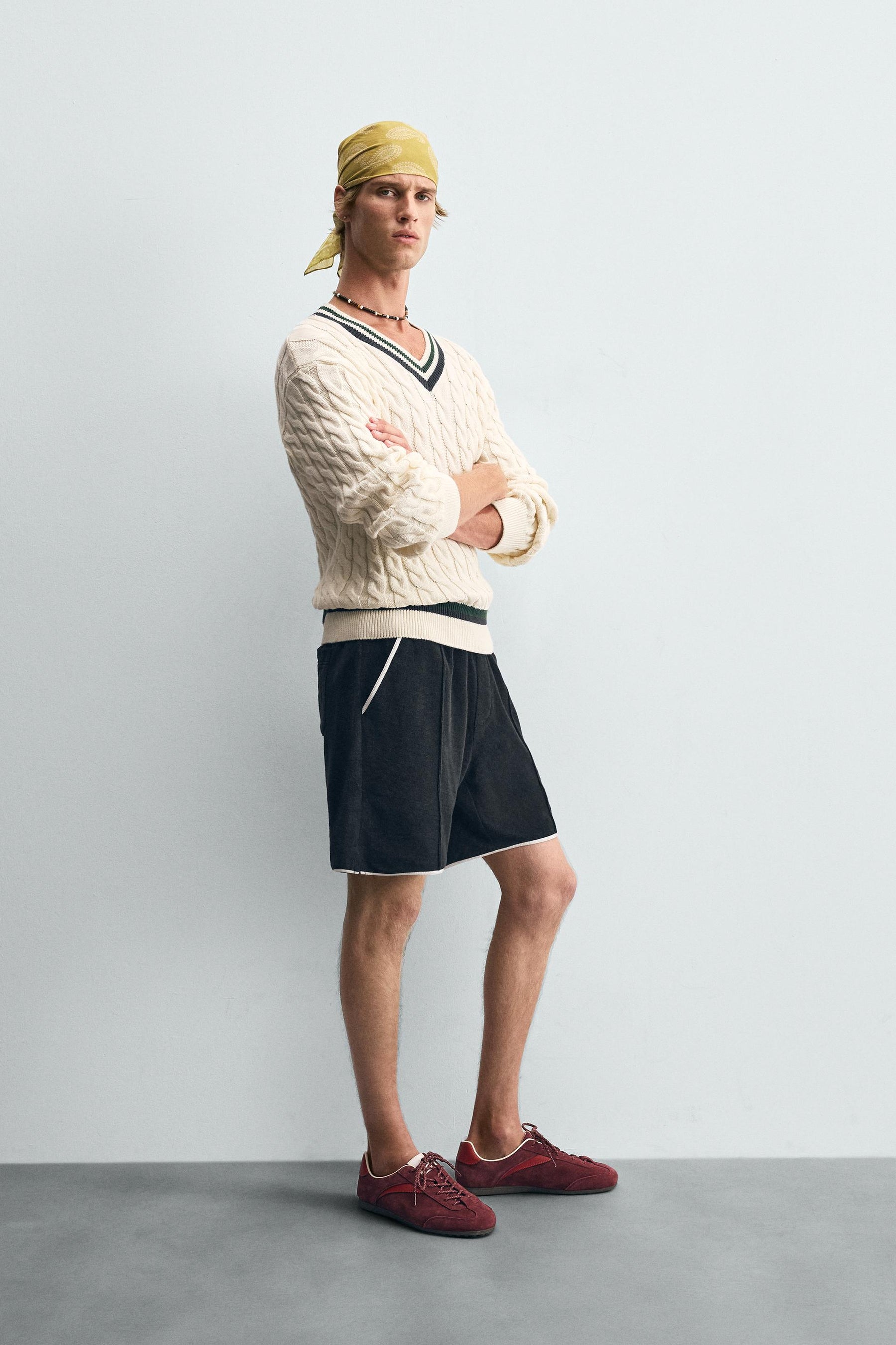 CONTRAST TOWELLING BERMUDA SHORTS - Image 4