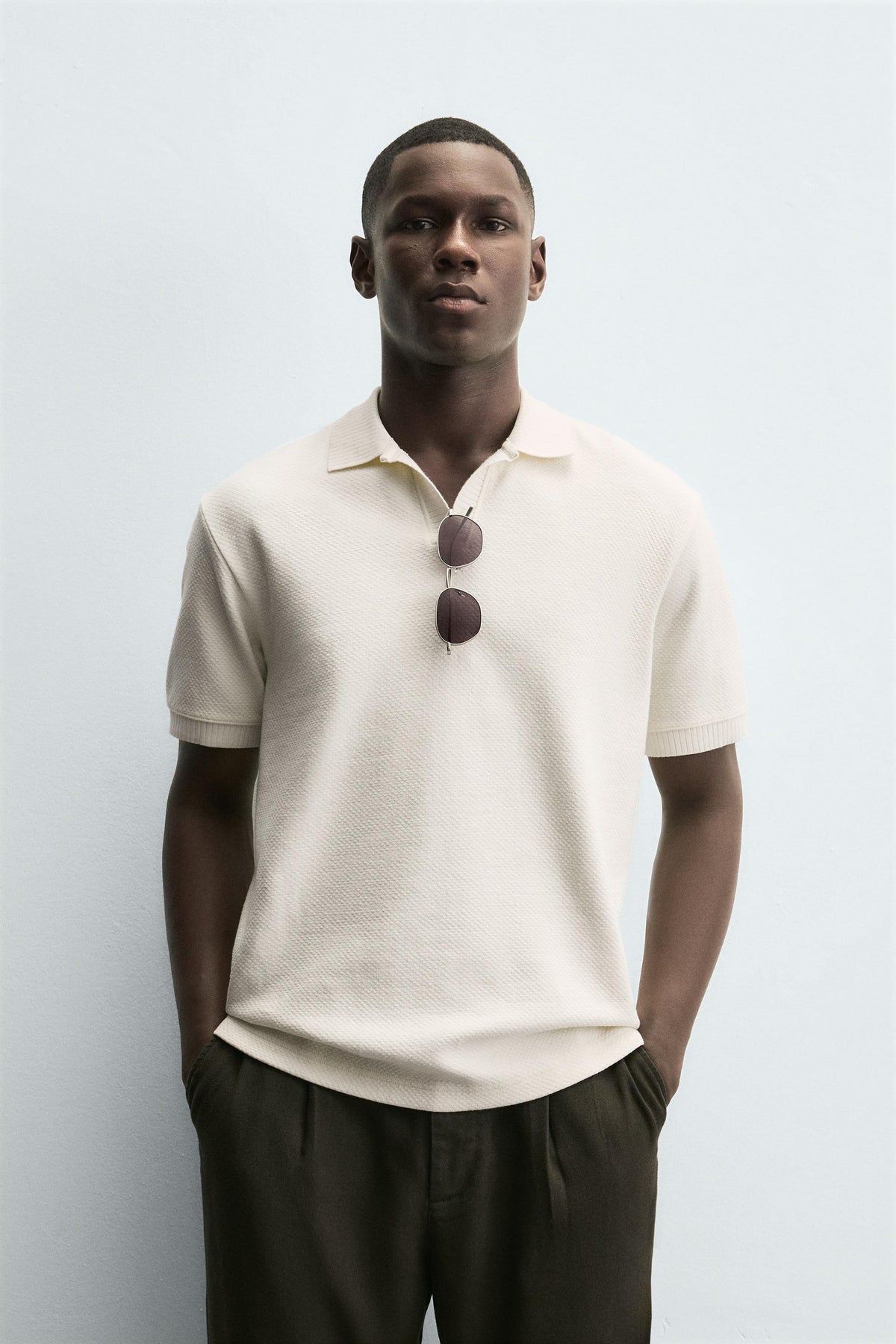TEXTURED REGULAR FIT POLO SHIRT - Image 2