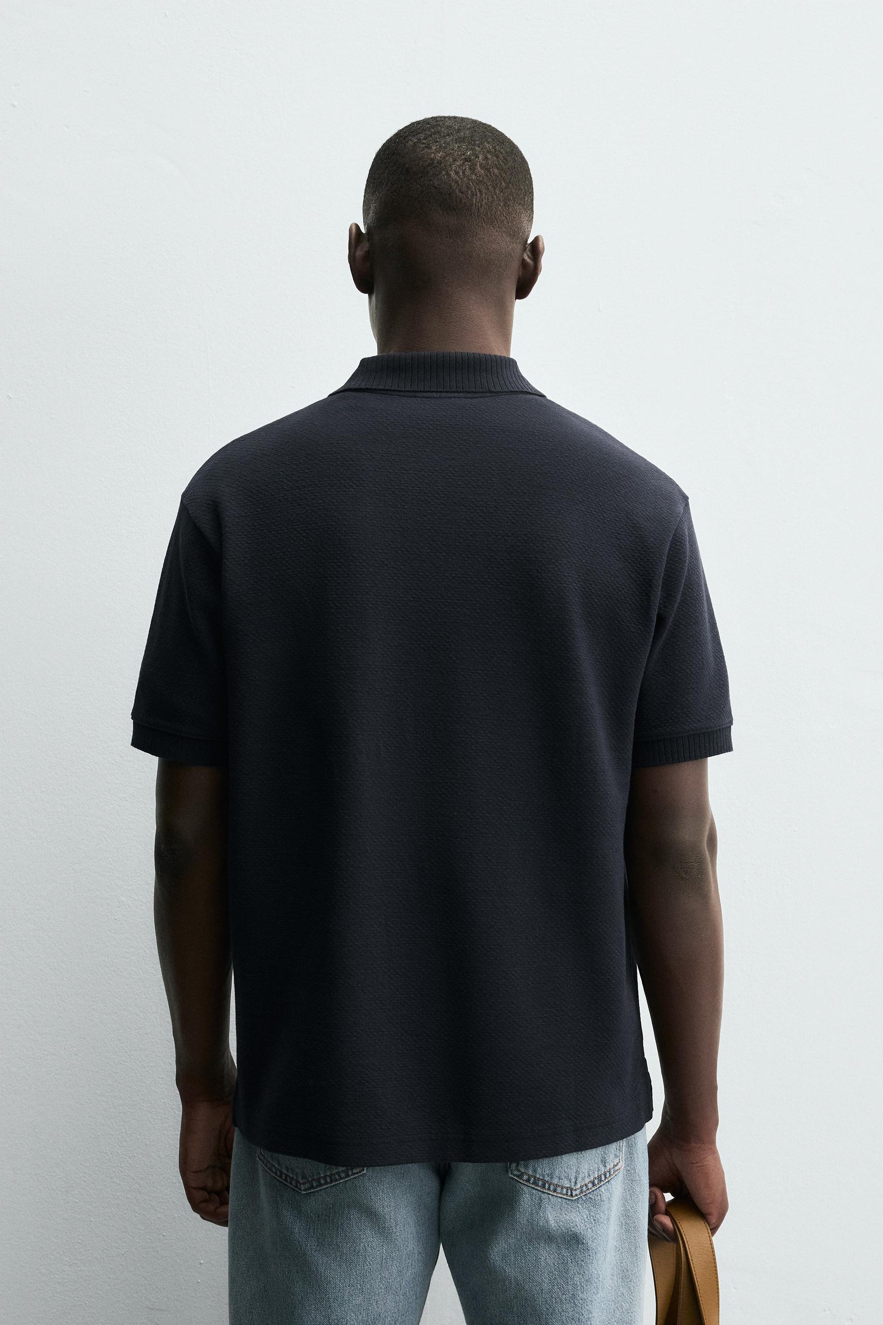 TEXTURED REGULAR FIT POLO SHIRT - Image 3