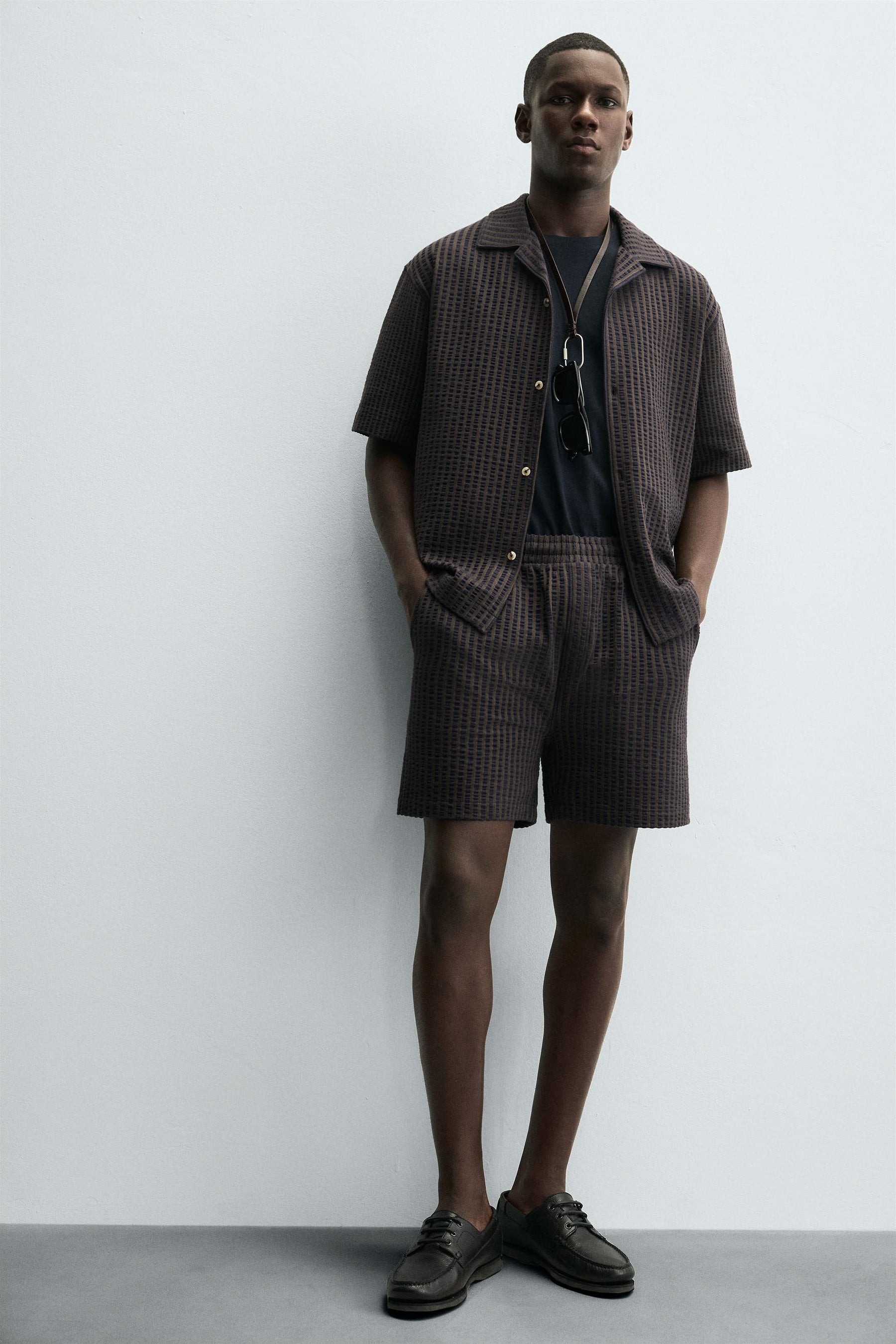 SEERSUCKER STRIPE COMFORT BERMUDA SHORTS - Image 6