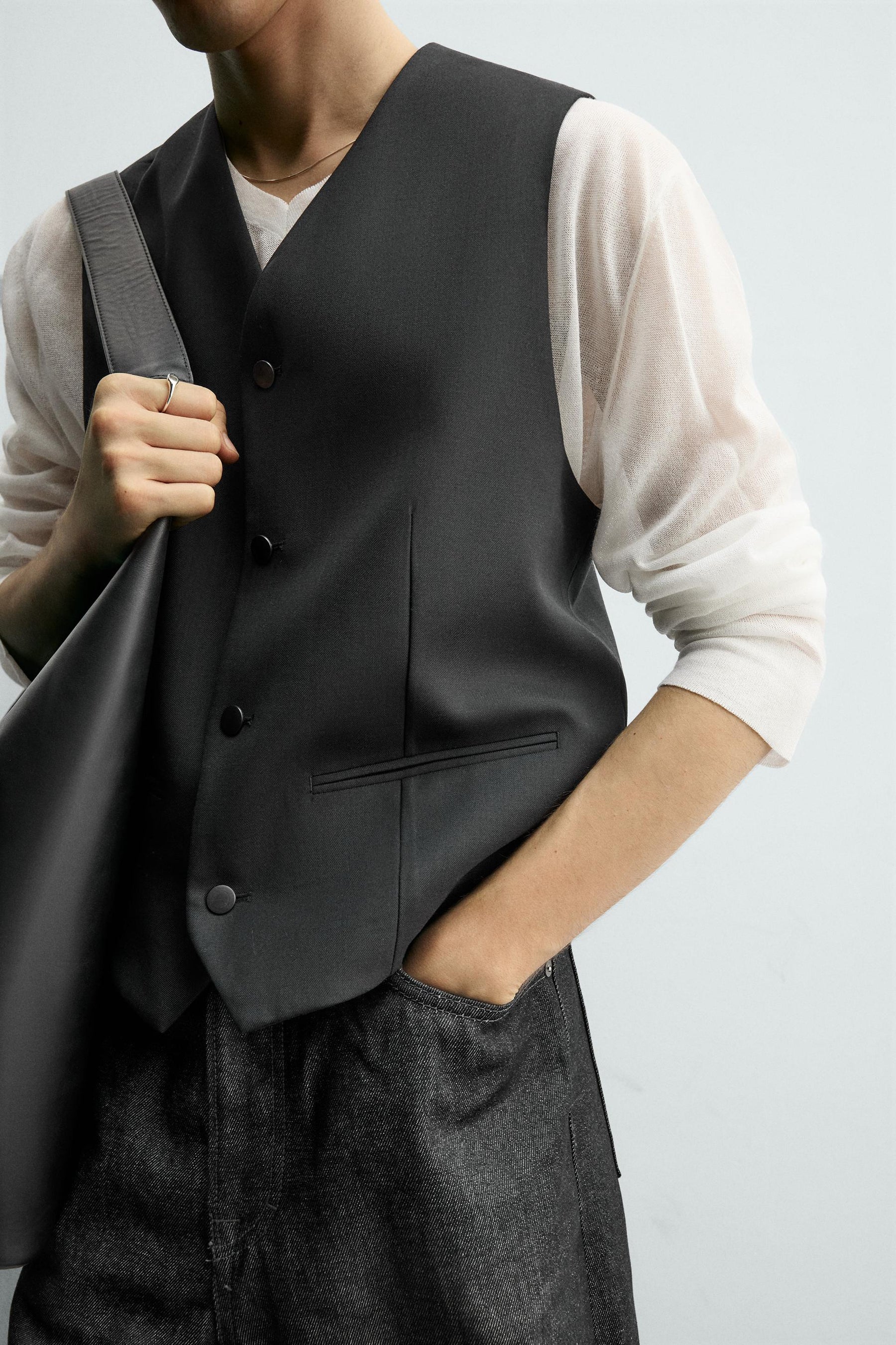 STRUCTURED WAISTCOAT WITH WOOL - Image 6
