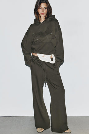 GEWASCHENES NIETEN-SWEATSHIRT