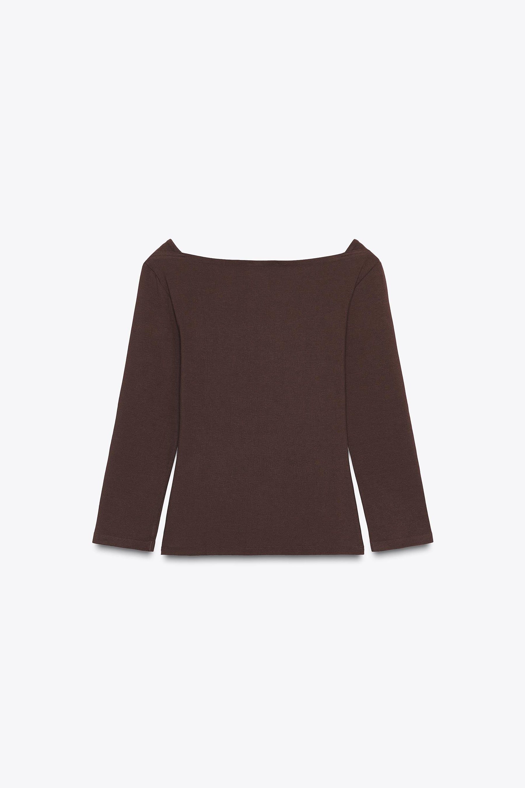 Hemd mit U-Boot-Ausschnitt