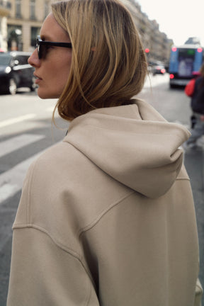 Weicher Kapuzenpullover