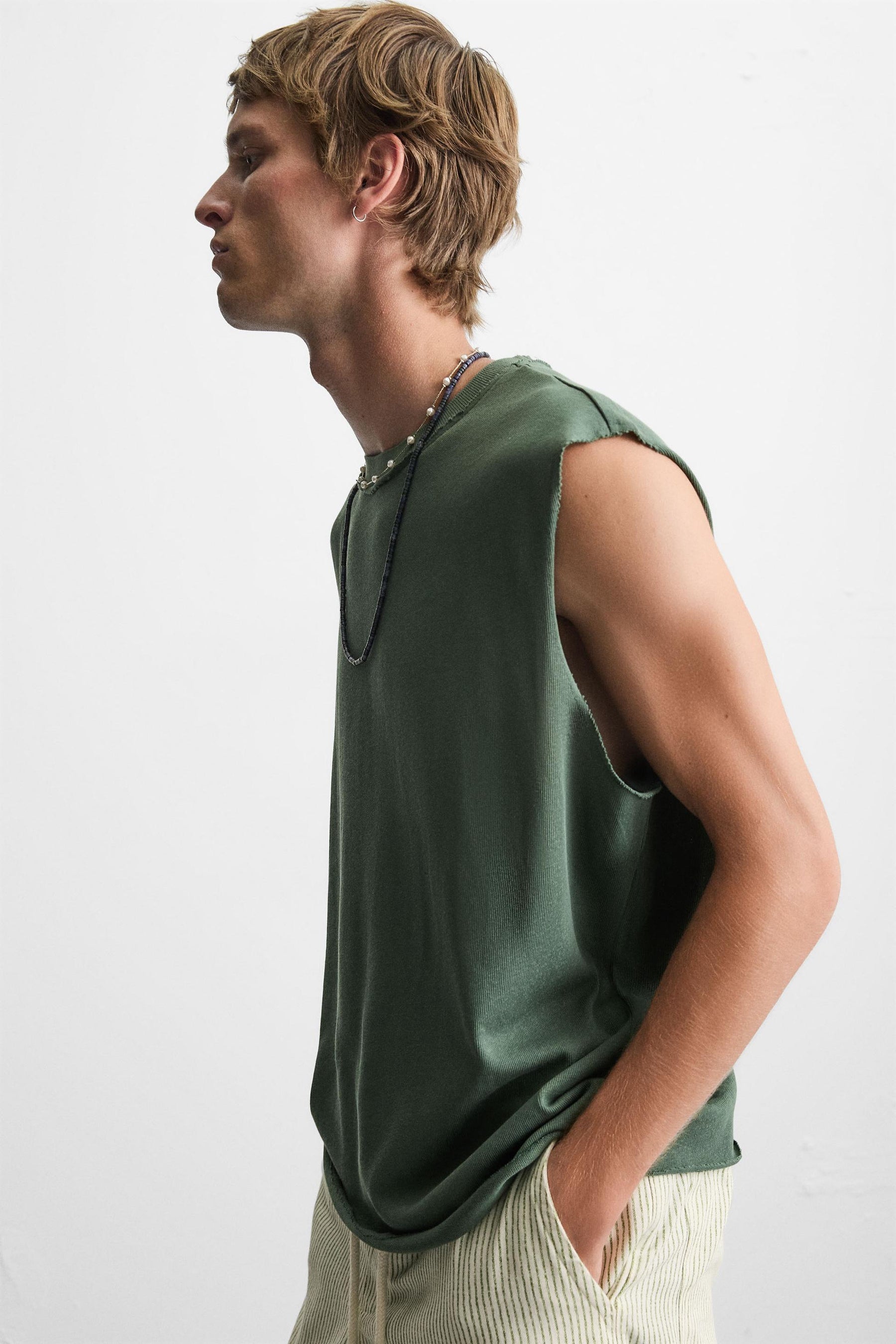 IRREGULAR KNIT TANK TOP - Image 6