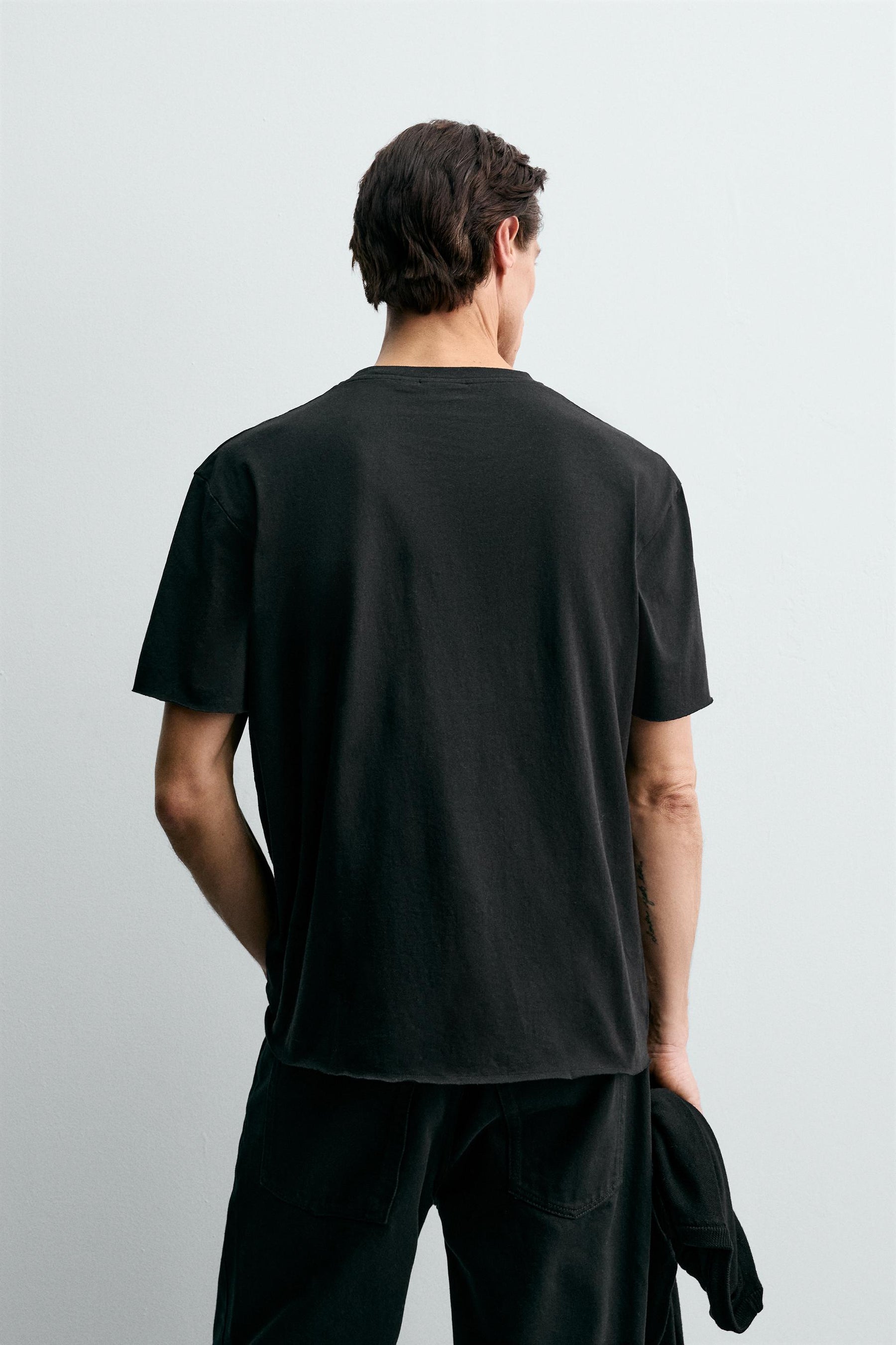 IRREGULAR FINISH T-SHIRT - Image 3