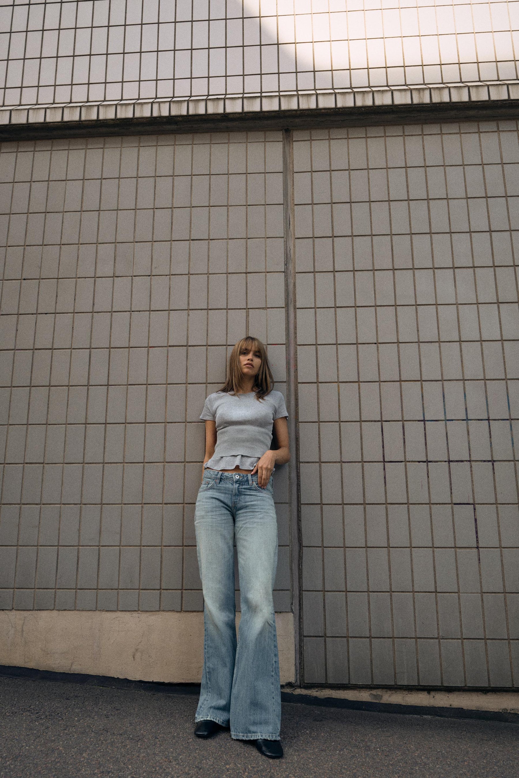 Schlagjeans mit niedrigem Bund