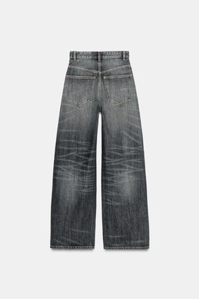 Weit geschnittene High-Waist-Jeans
