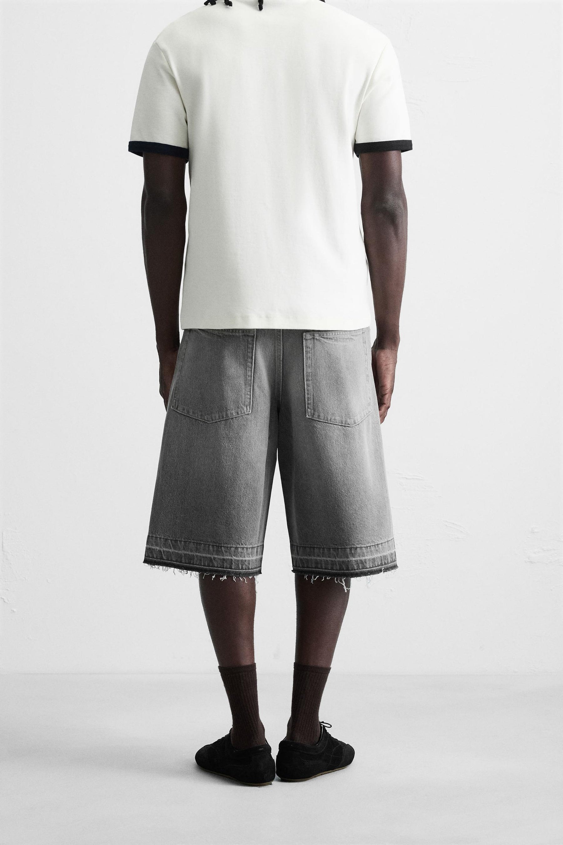 BAGGY FIT DENIM BERMUDA SHORTS - Image 3