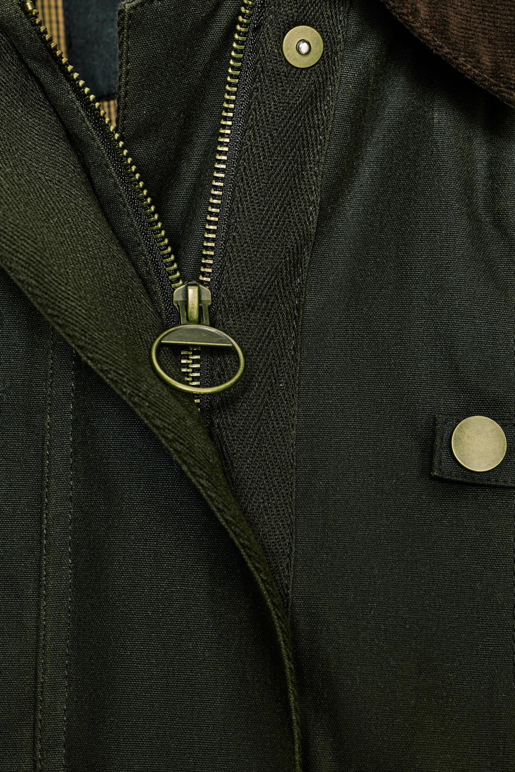 Jacke mit gewachstem Kontrastkragen