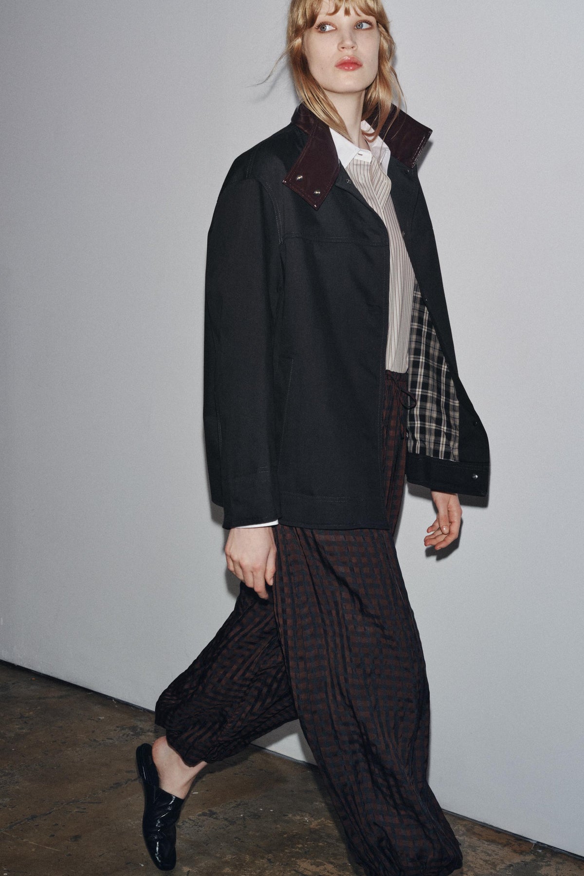 ZW COLLECTION CONTRAST COLLAR JACKET - Image 1