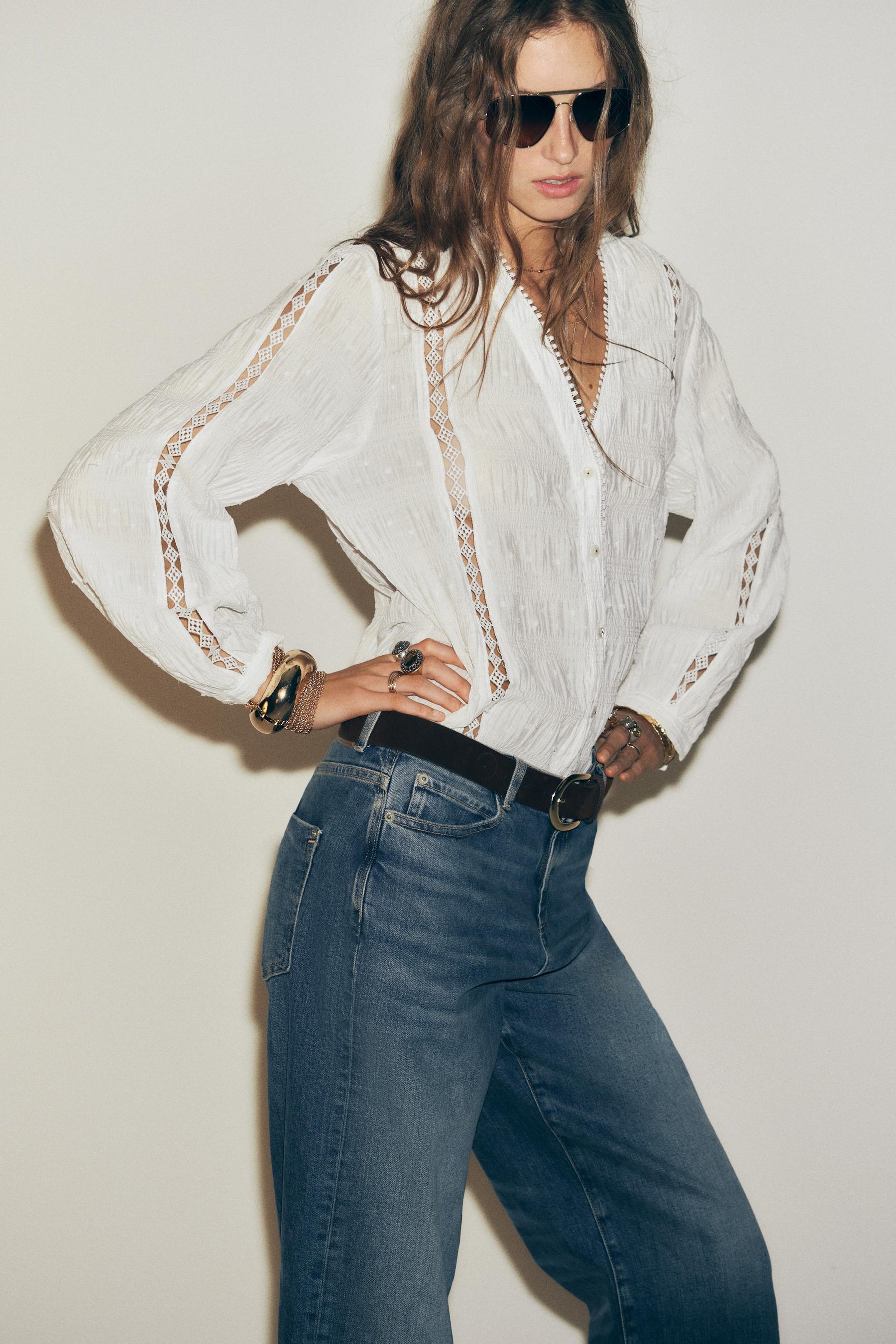 Bluse mit Spitzenbesatz