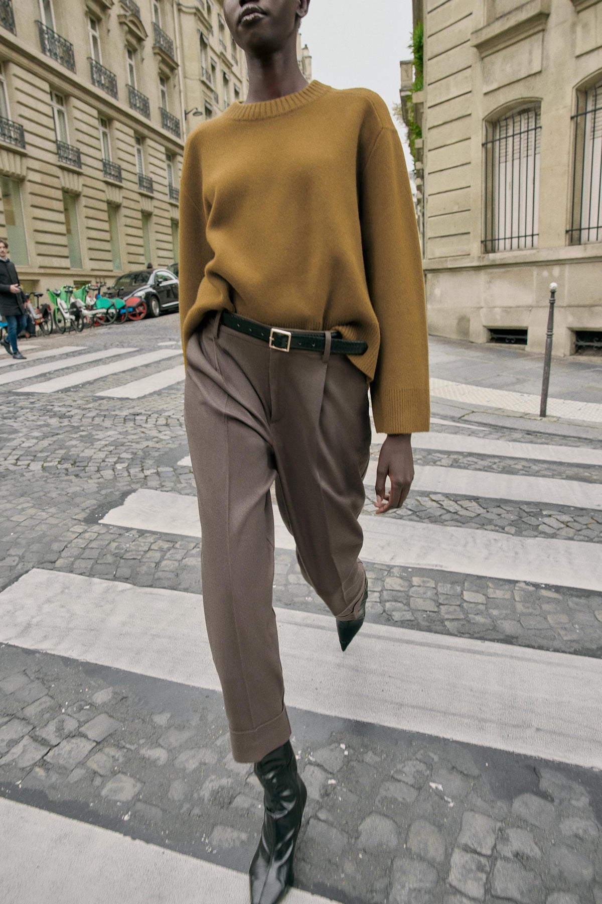 Hosen mit umgeschlagenem Saum