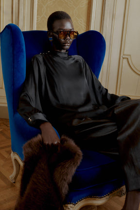 Satinbluse mit Knöpfen