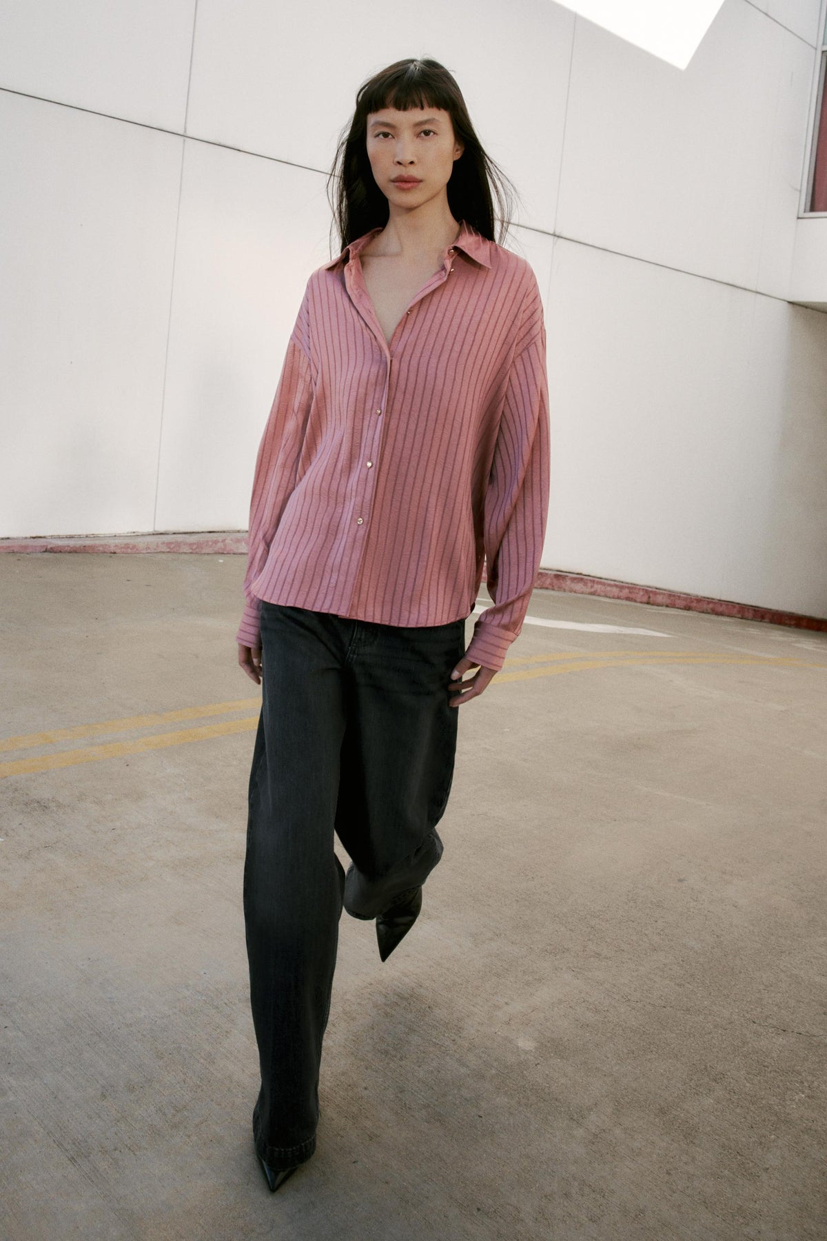 GESTREIFTES SATINHEMD