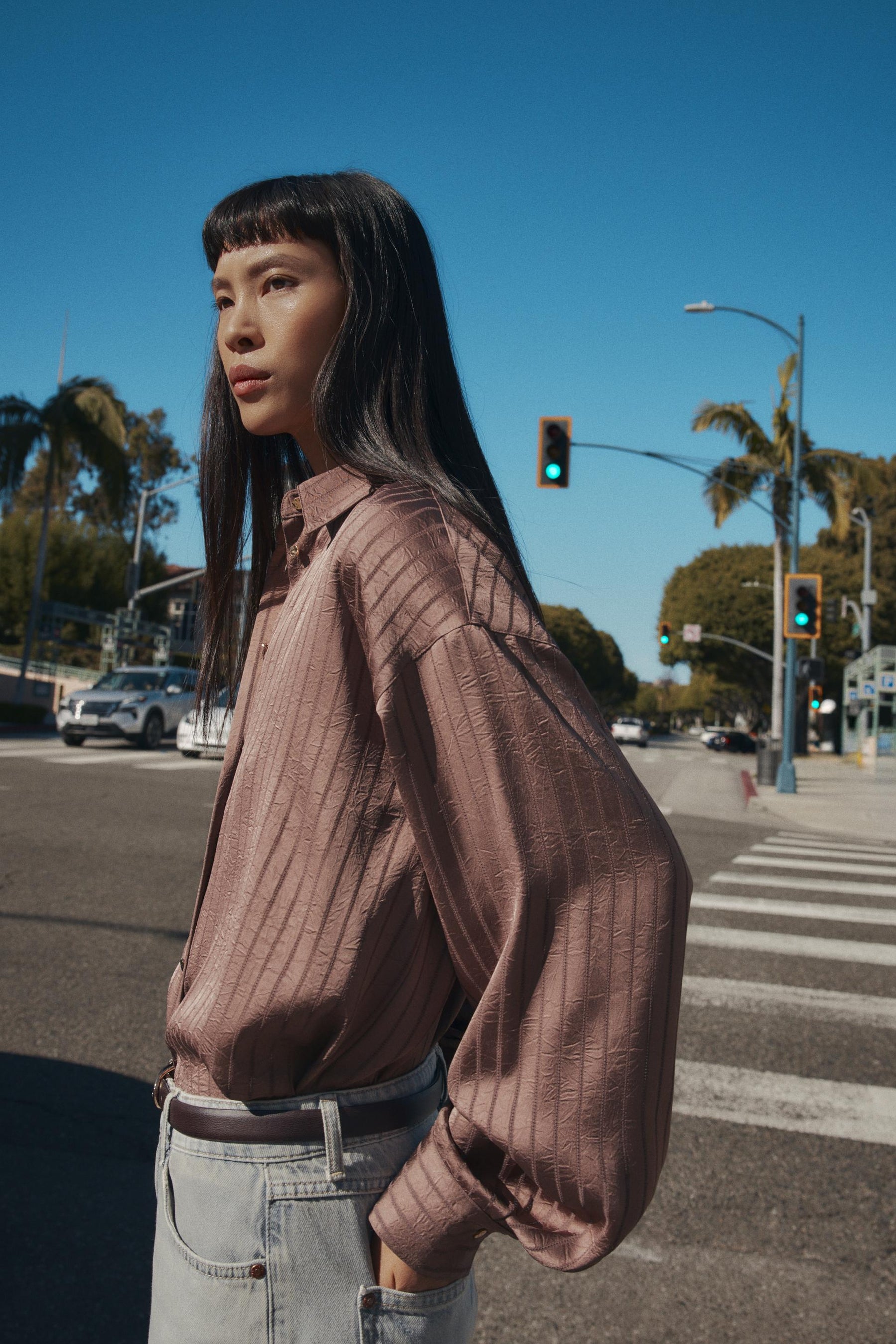 GESTREIFTES SATINHEMD