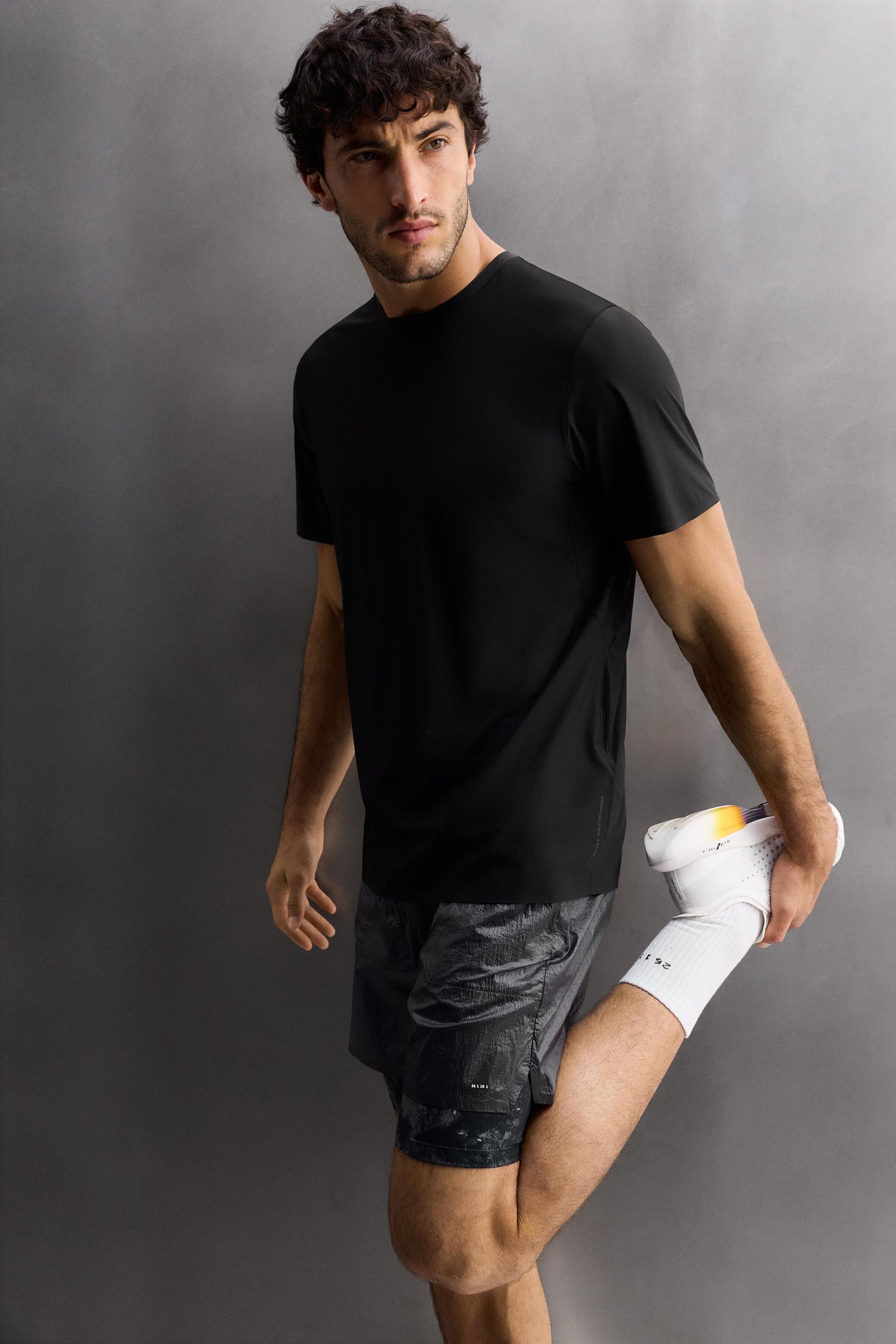 LIGHTWEIGHT TECHNICAL T-SHIRT - Image 5