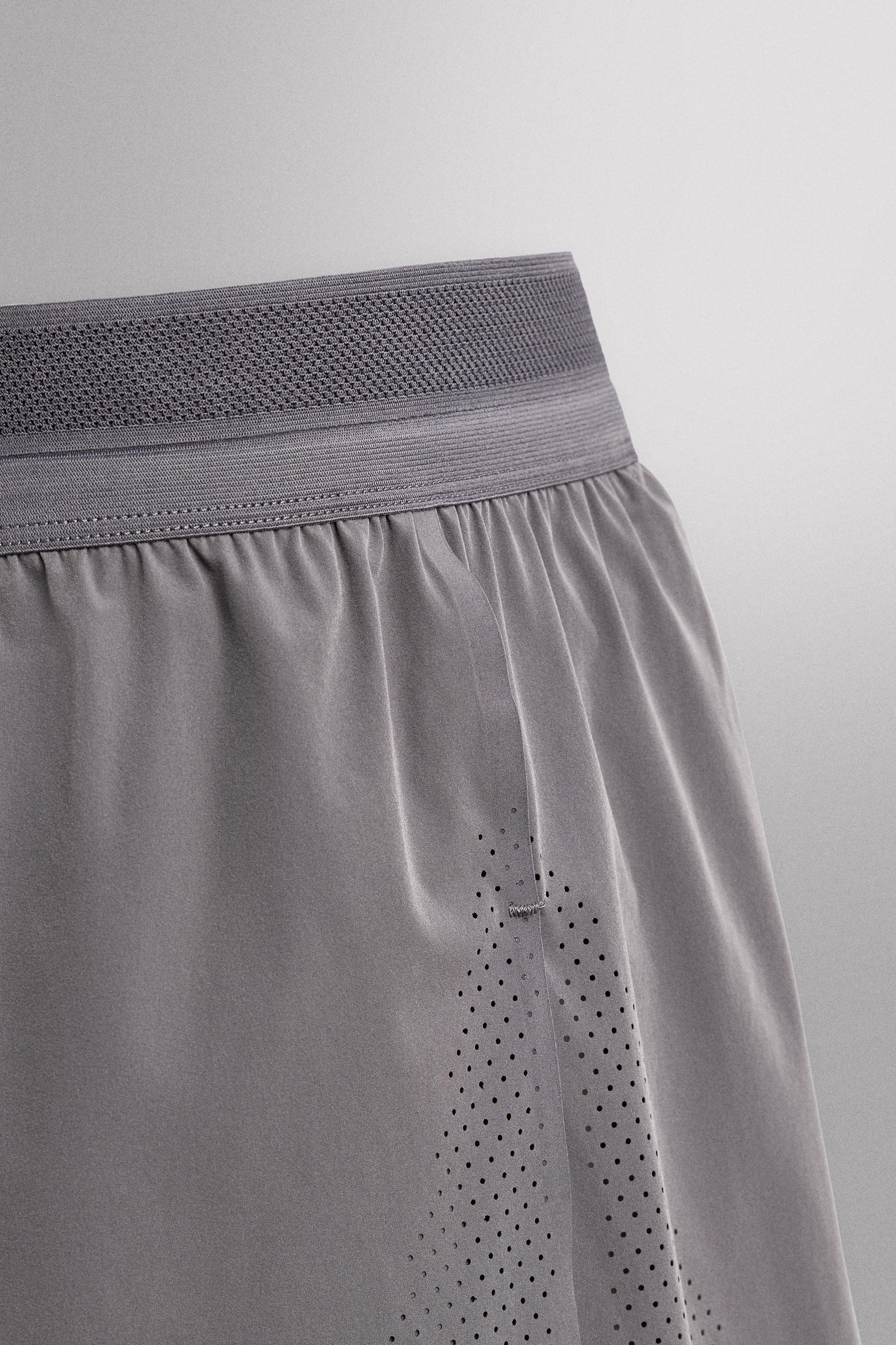 RUNNING SHORTS - Image 9