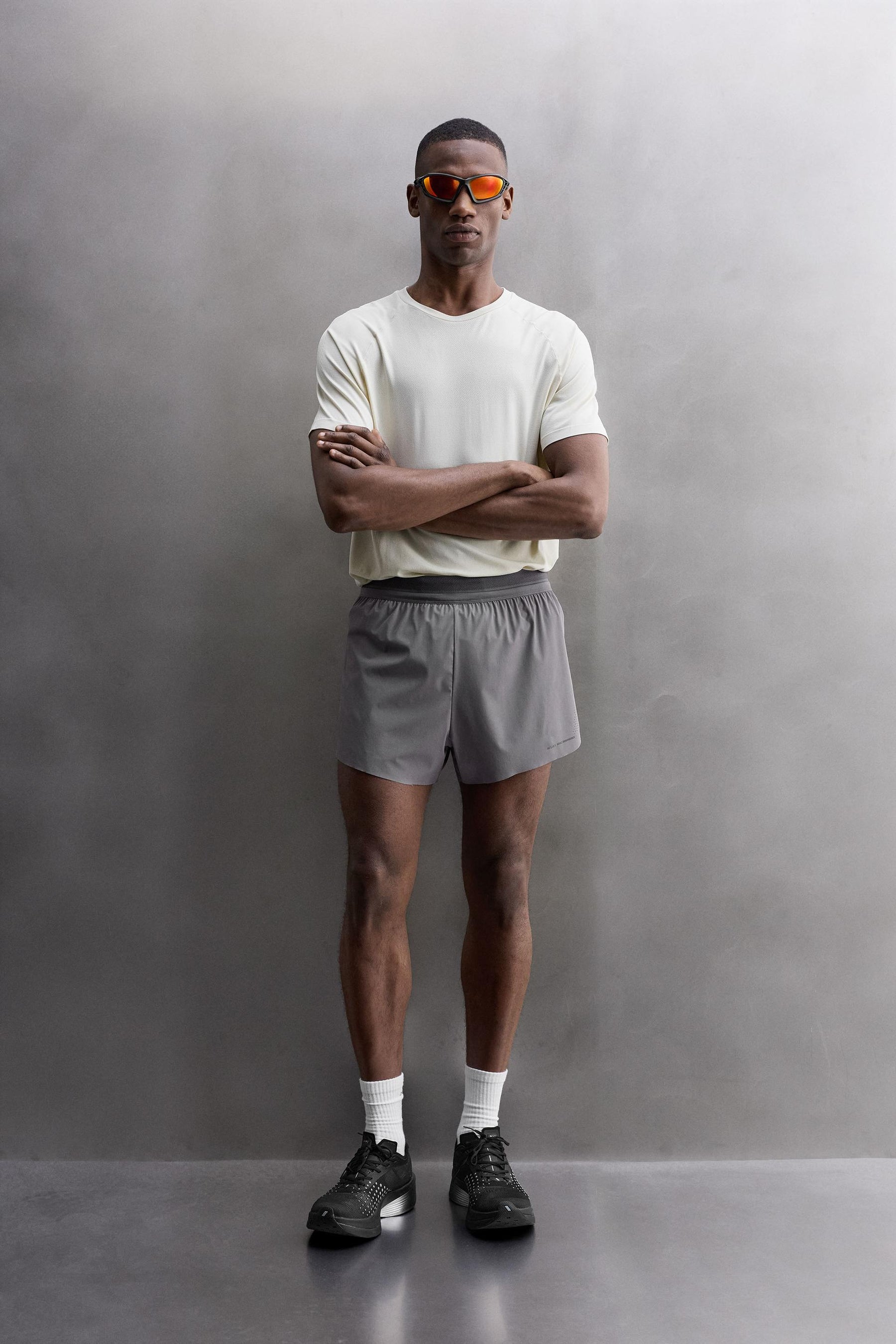 RUNNING SHORTS - Image 1