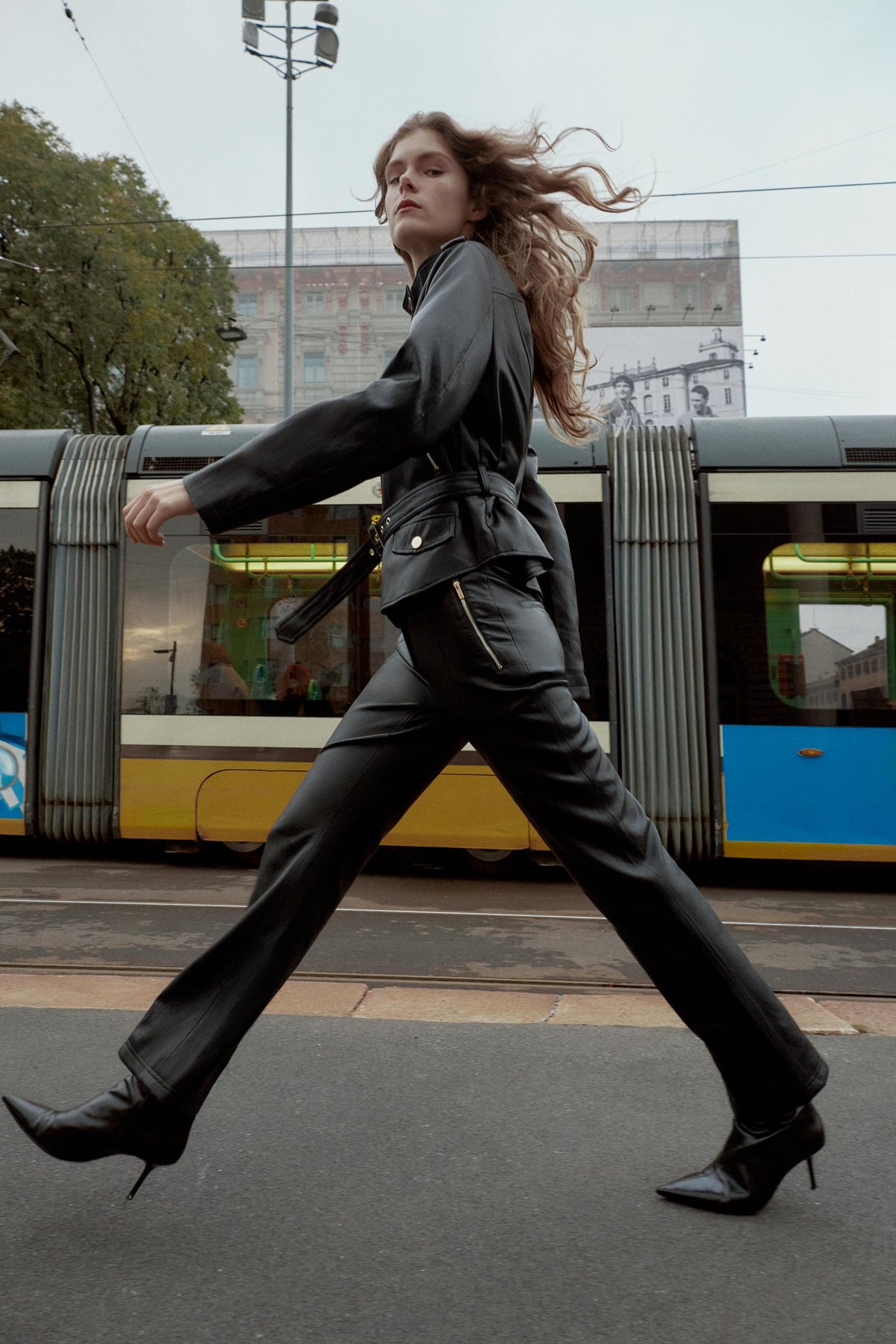 Schlaghose aus Kunstleder